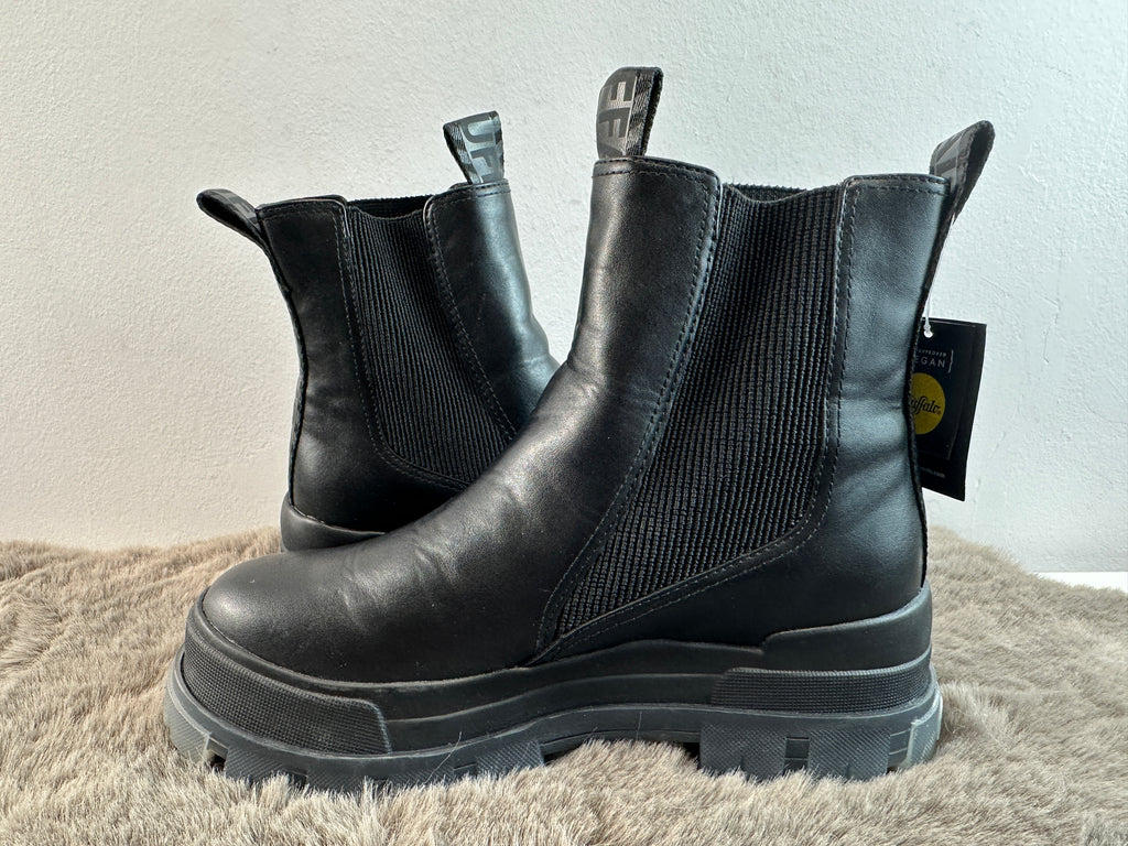 Buffalo Aspha Chelsea Mid Platforma