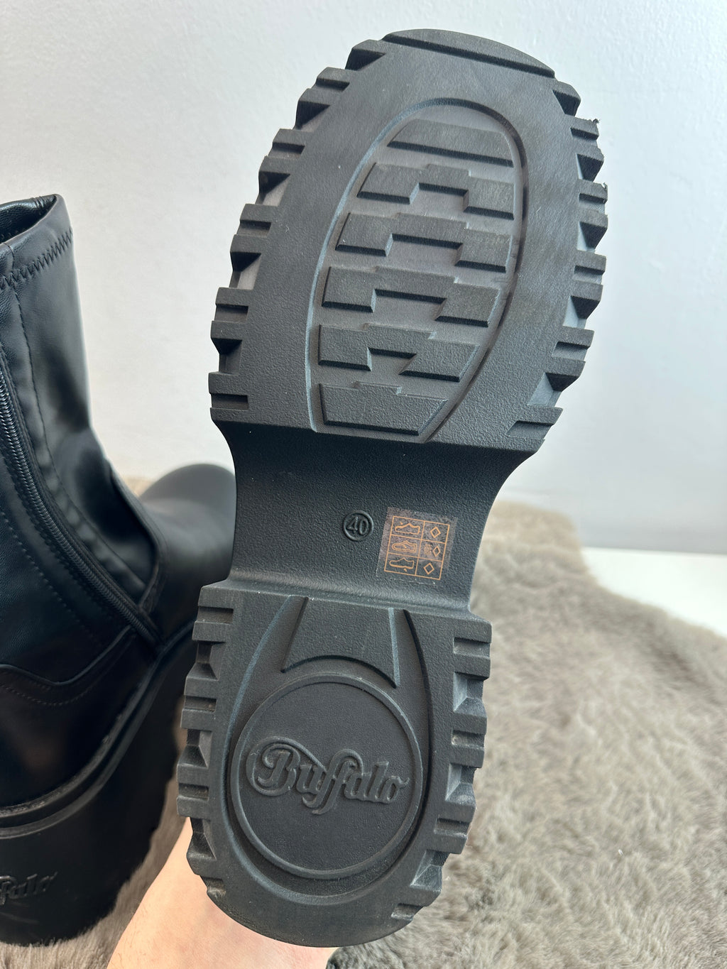 buffalo bfl bravr sock