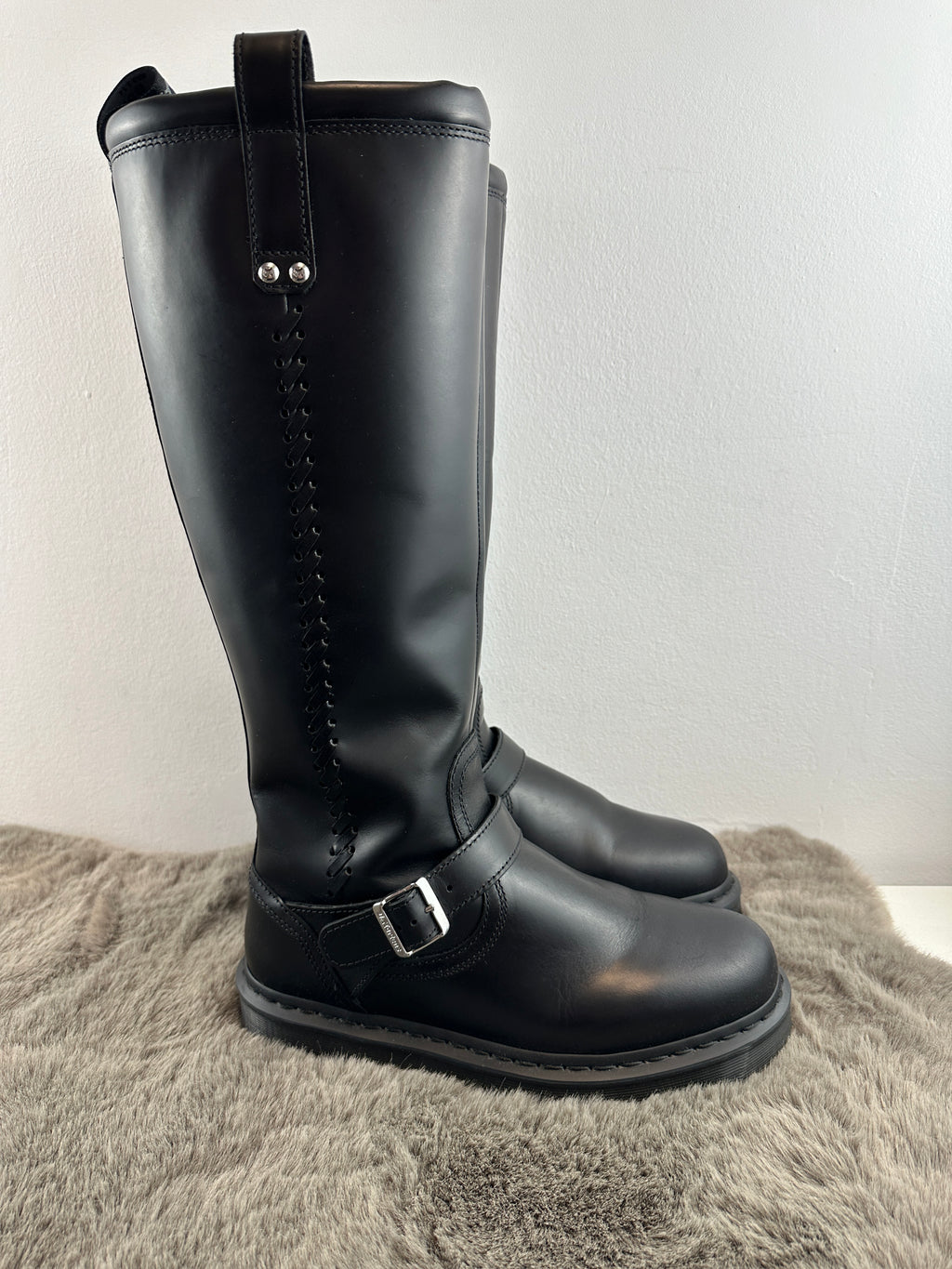 DR. MARTENS ANISTONE KH