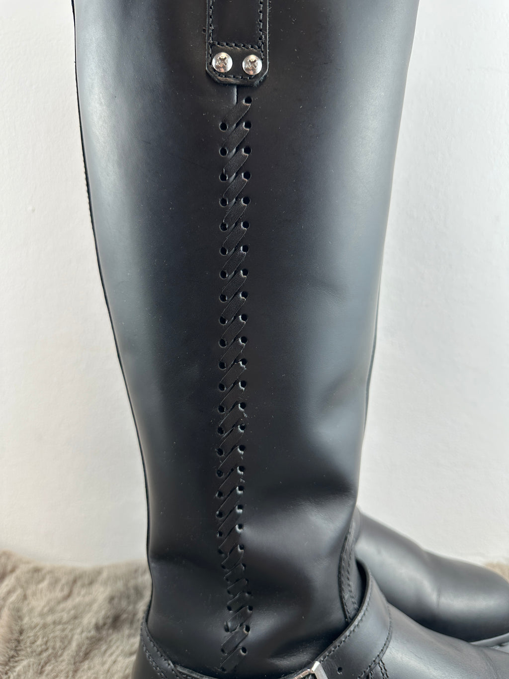 DR. MARTENS ANISTONE KH