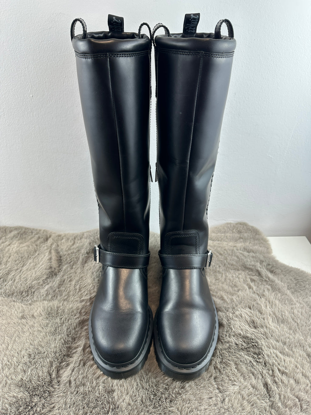 DR. MARTENS ANISTONE KH