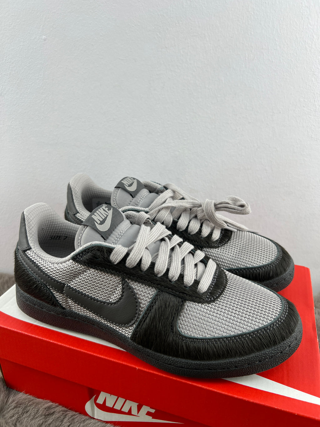 NIKE FIELD GENERAL PONY HAIR