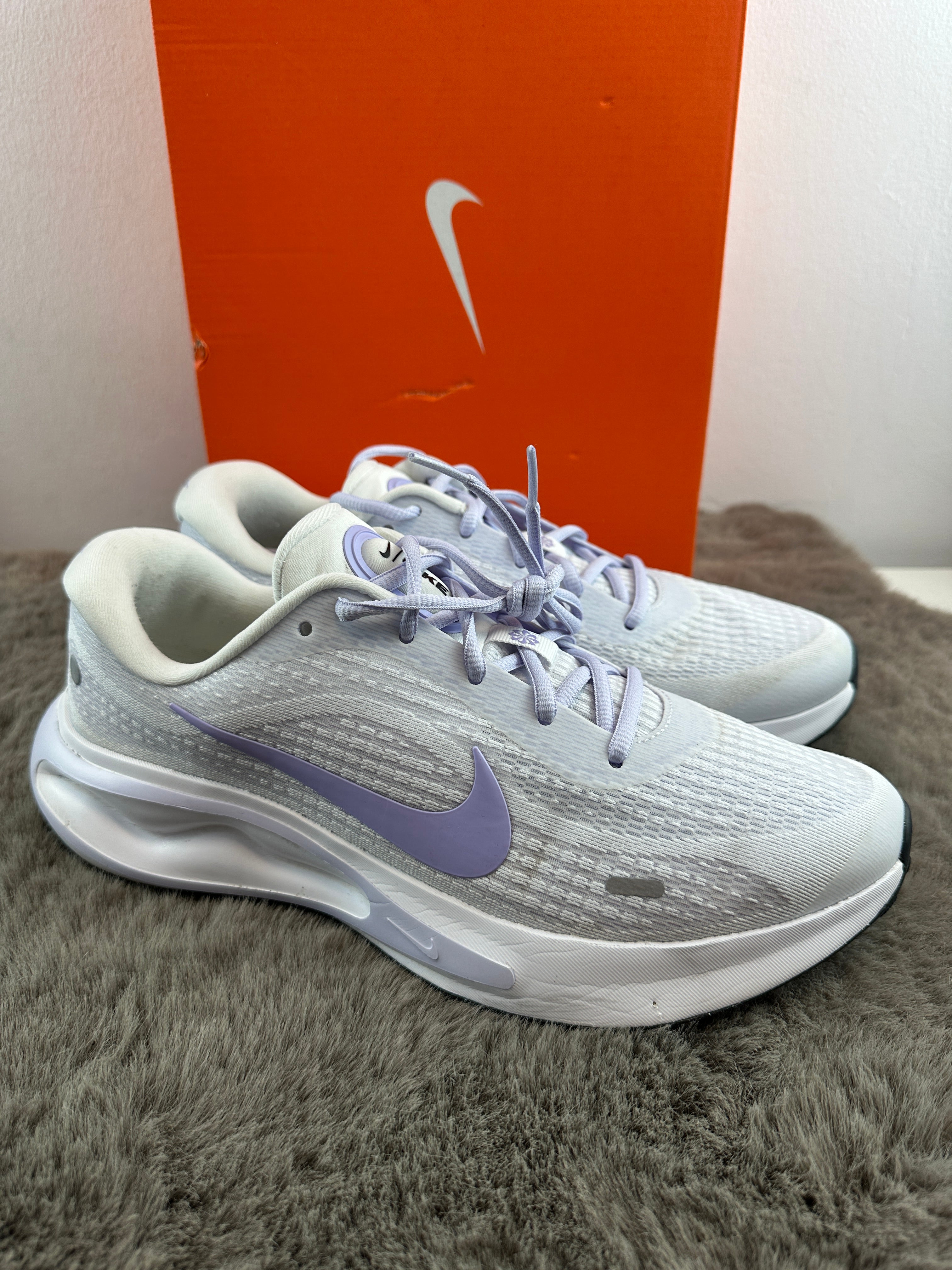 NIKE JOURNEY RUN