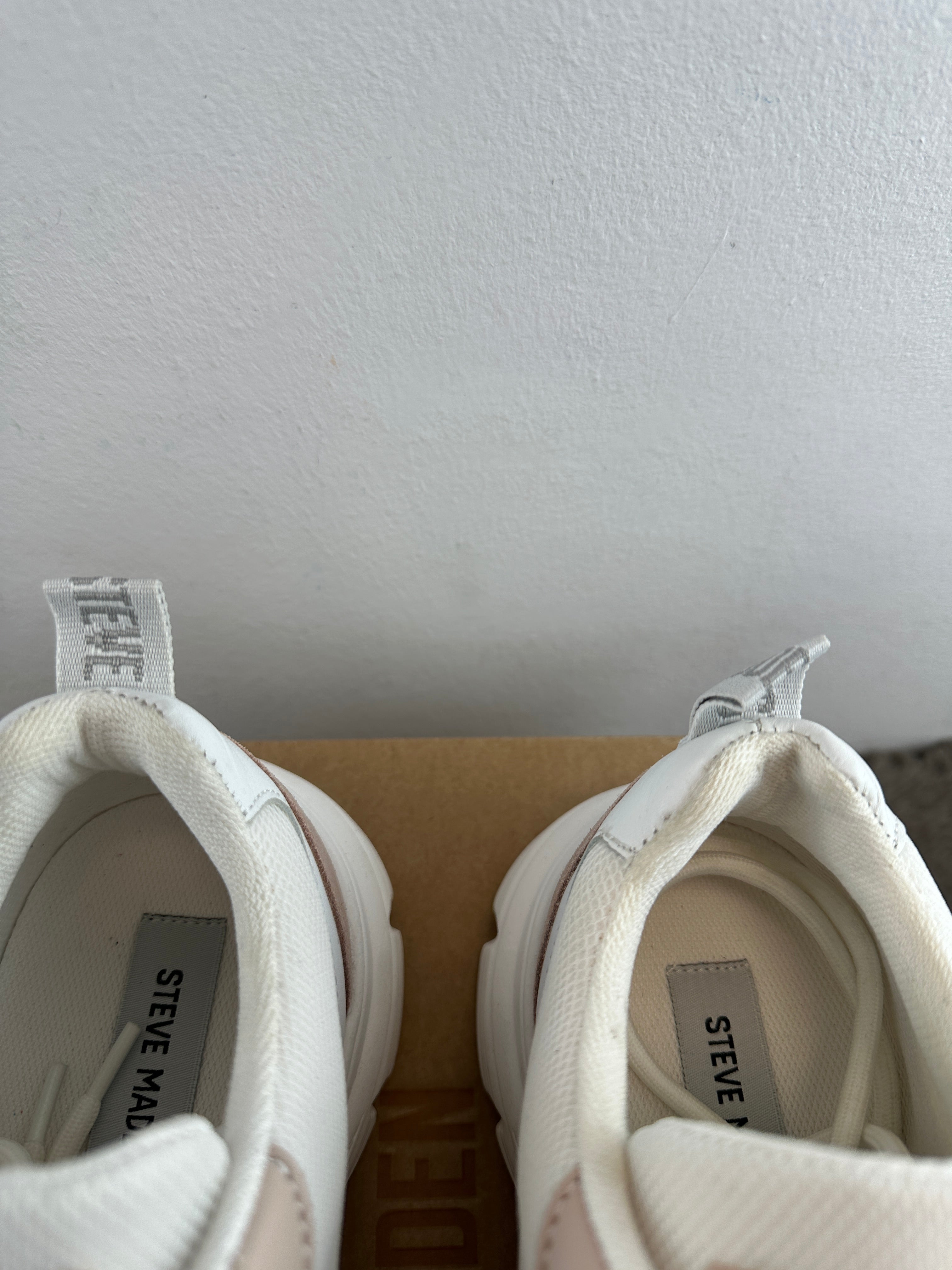 STEVE MADDEN PLASMA