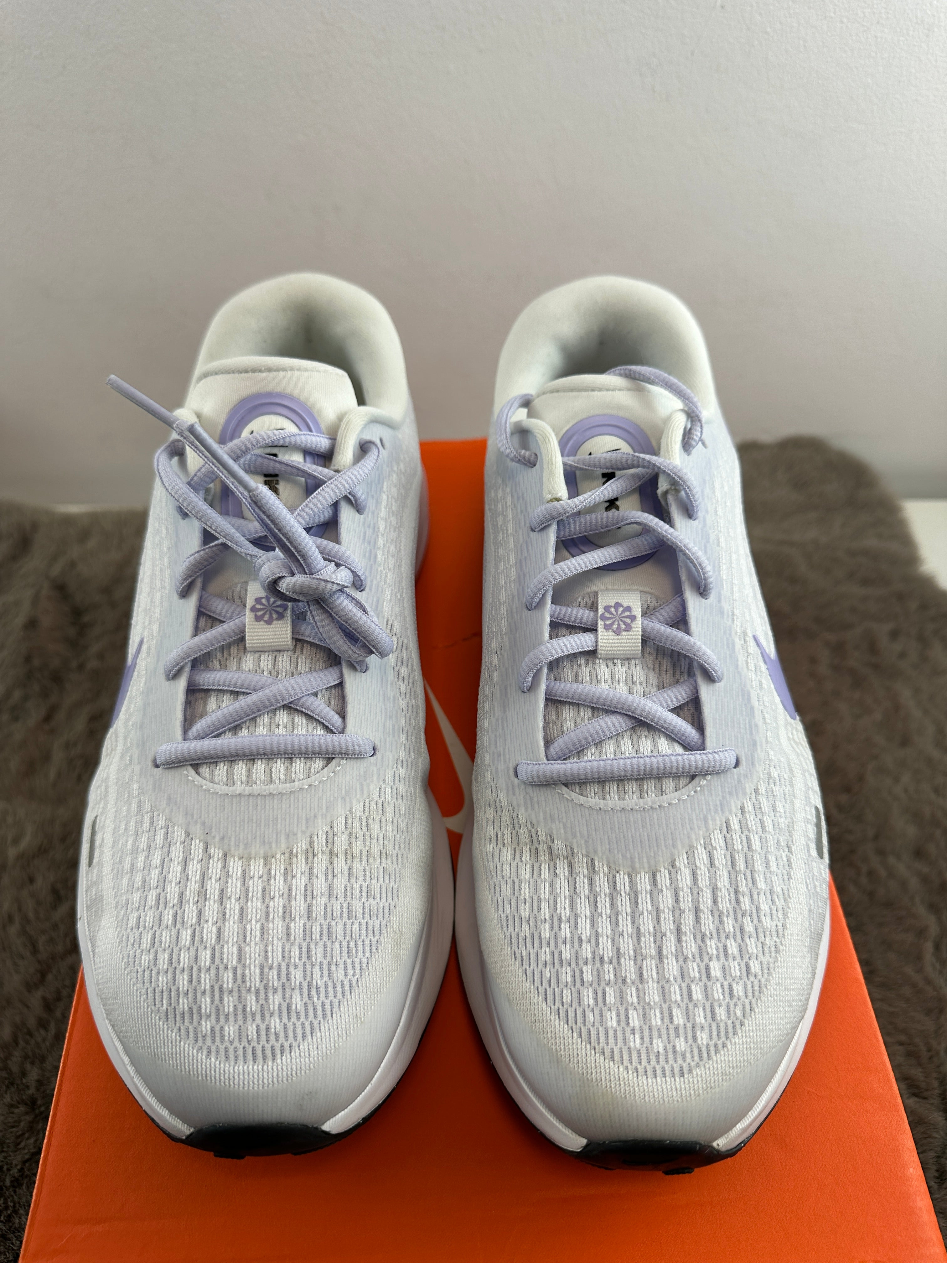 NIKE JOURNEY RUN