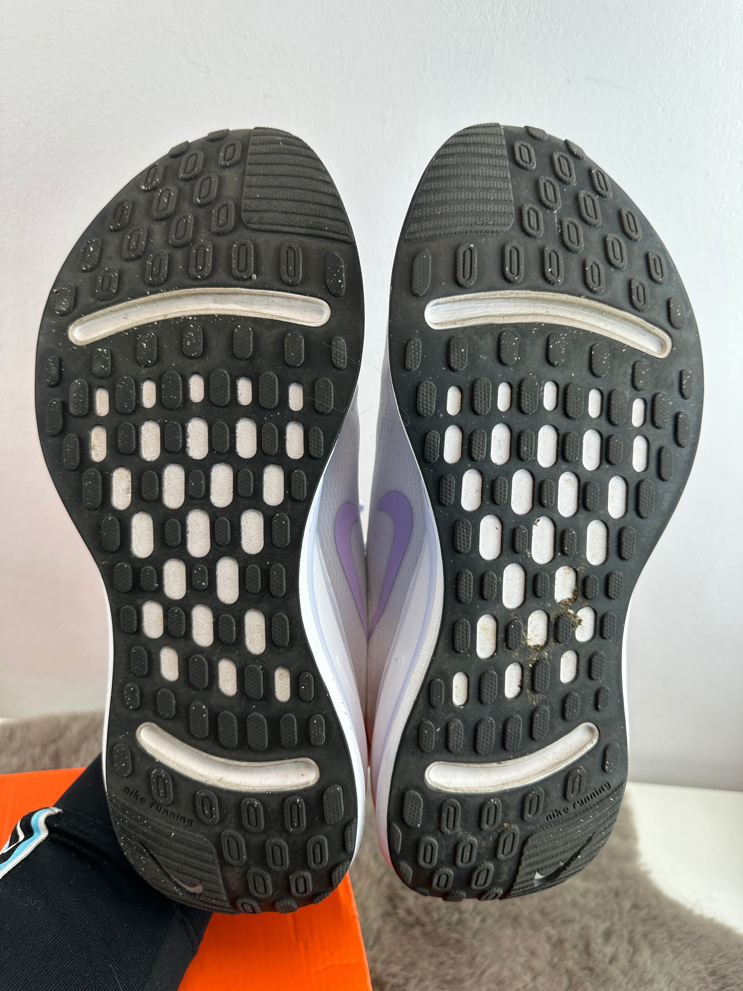 NIKE JOURNEY RUN