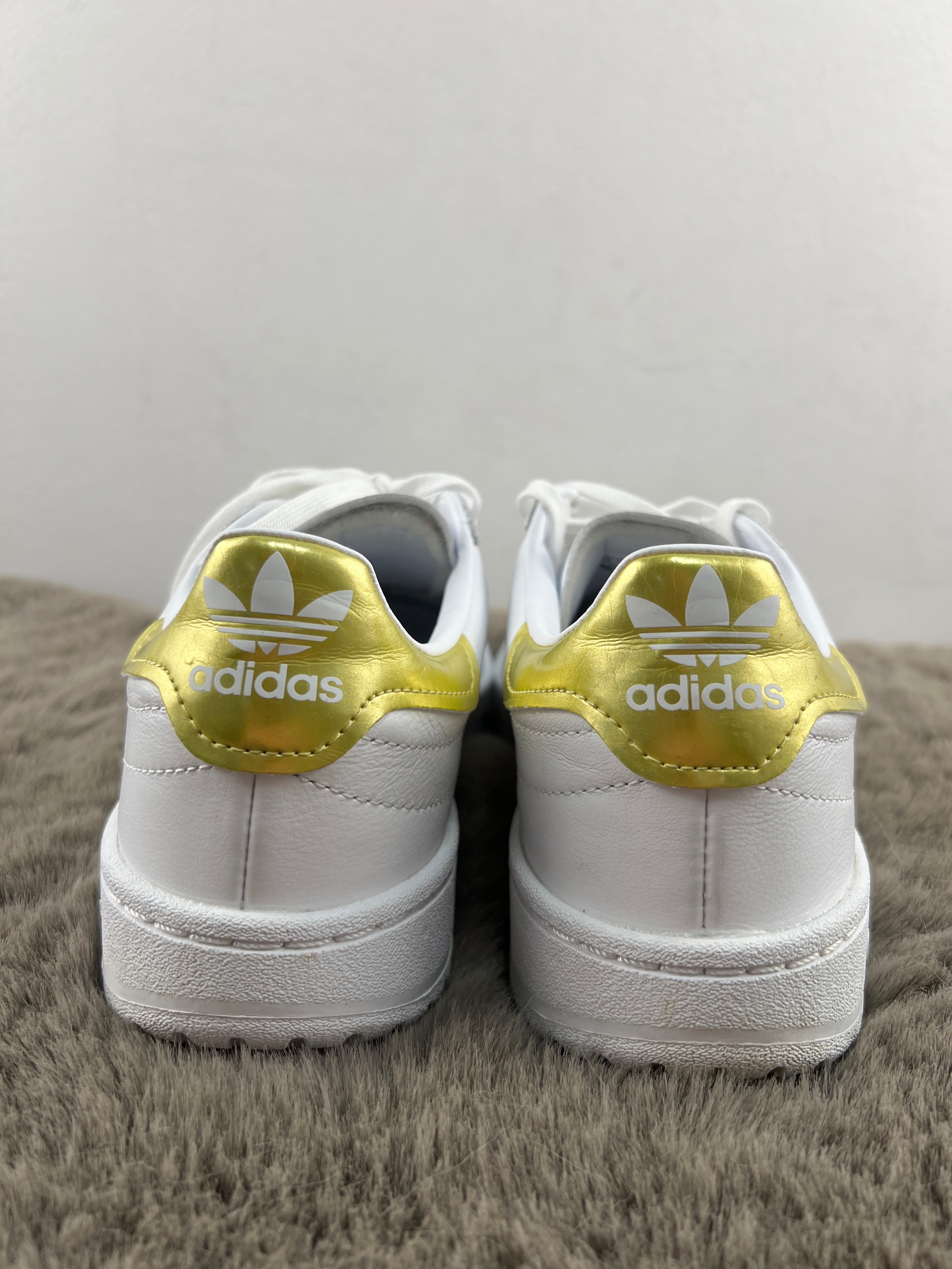 ADIDAS TEAM COURT