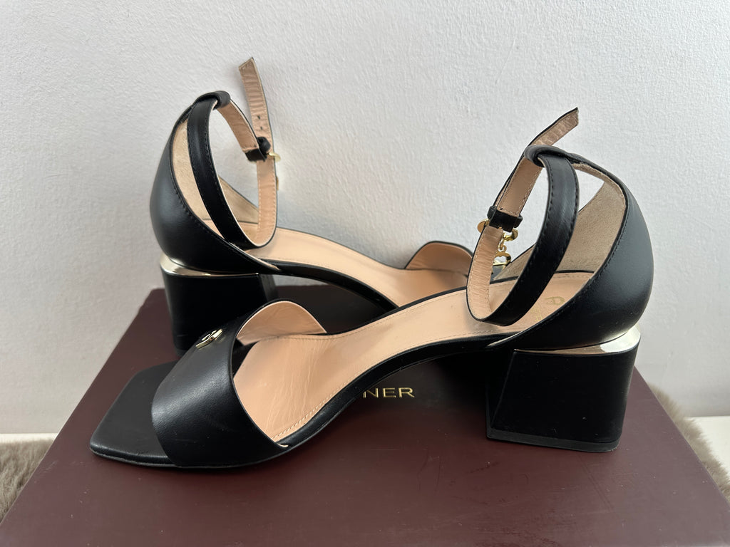 AIGNER HANNAH 11A