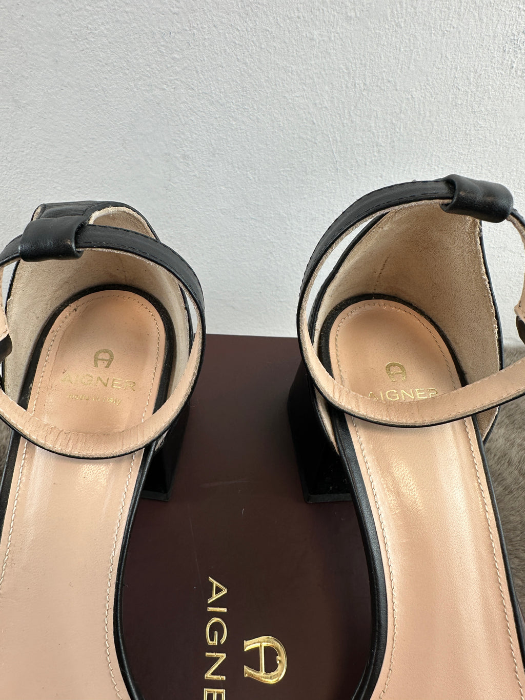 AIGNER HANNAH 11A