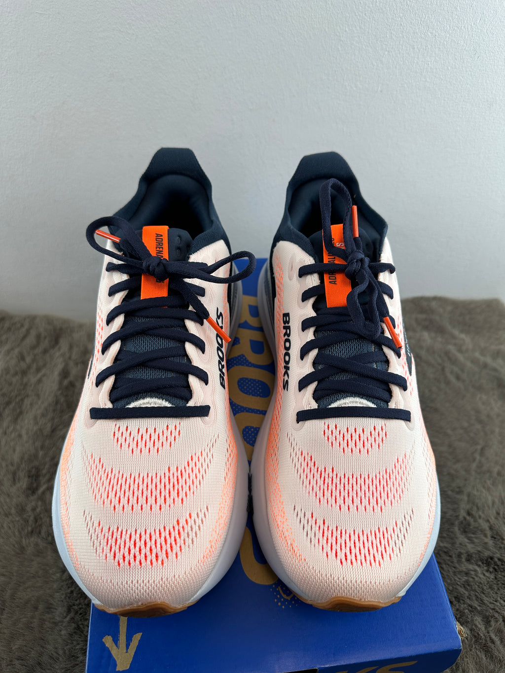 BROOKS ADRENALINE GTS 25