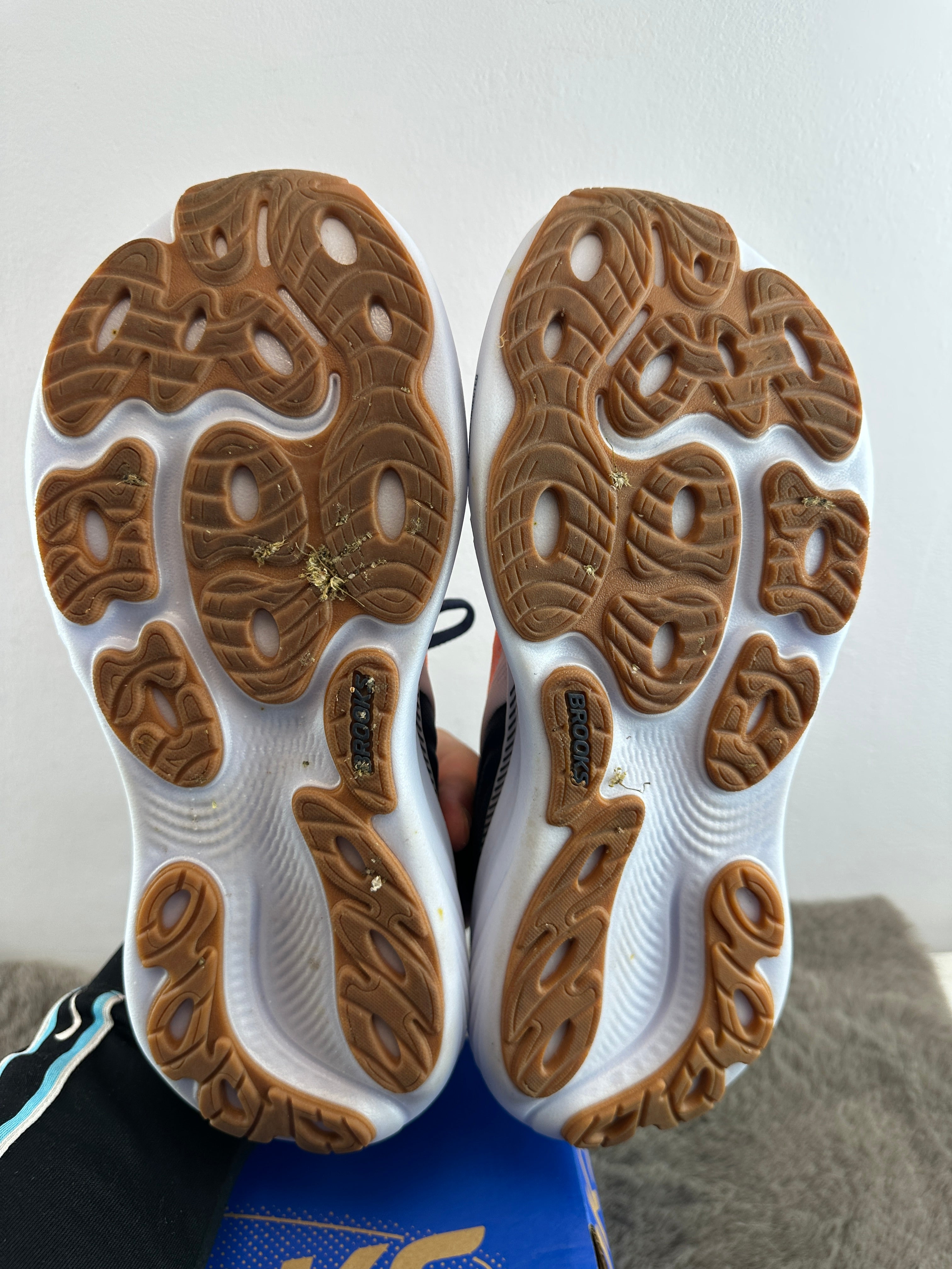 BROOKS ADRENALINE GTS 25