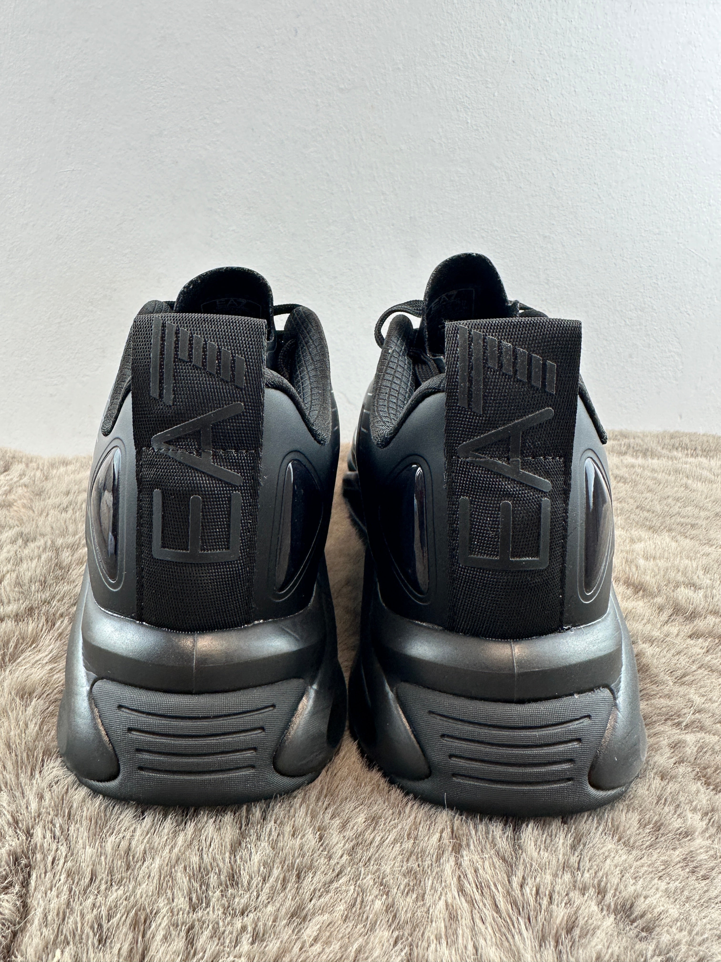 EA7 EMPORIO ARMANI SNEAKERS