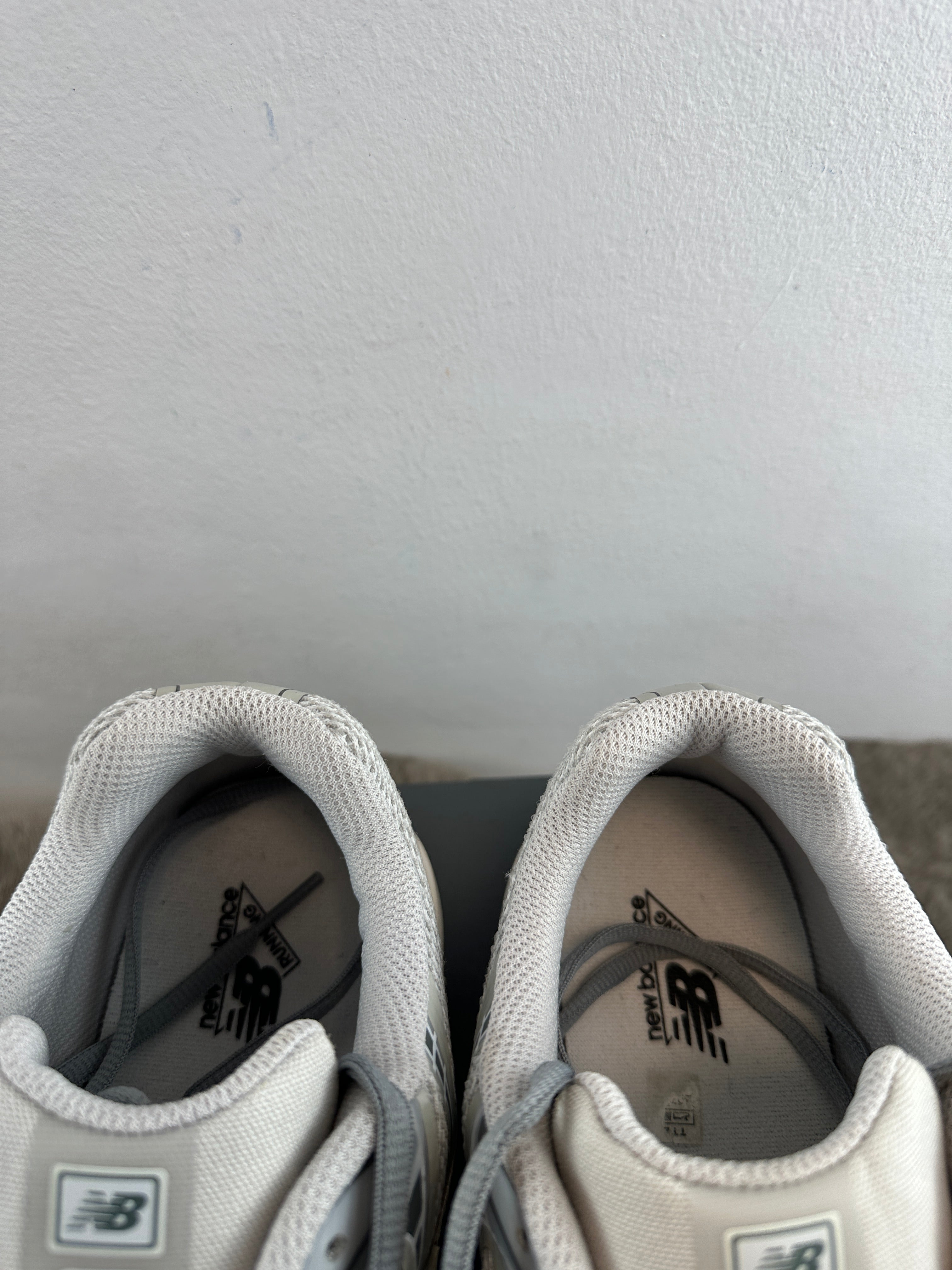 NEW BALANCE 740 U