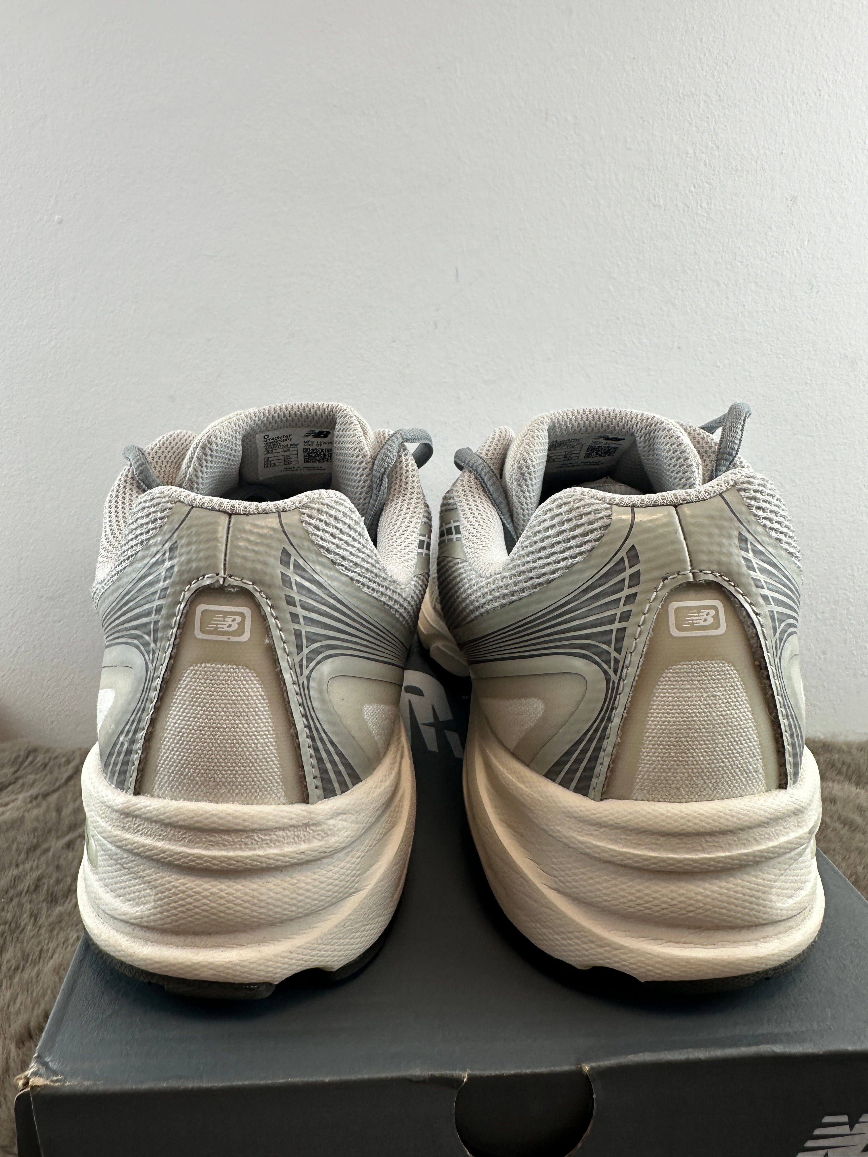 NEW BALANCE 740 U