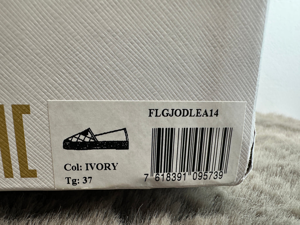 GUESS SLIP ON DONNA IVORY