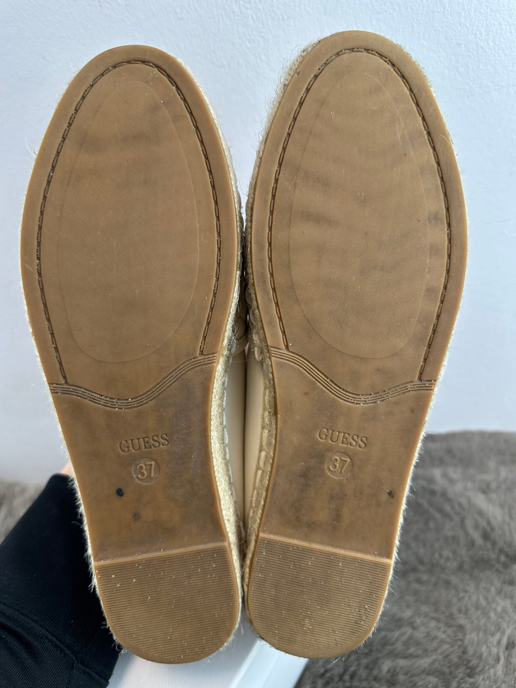 GUESS SLIP ON DONNA IVORY