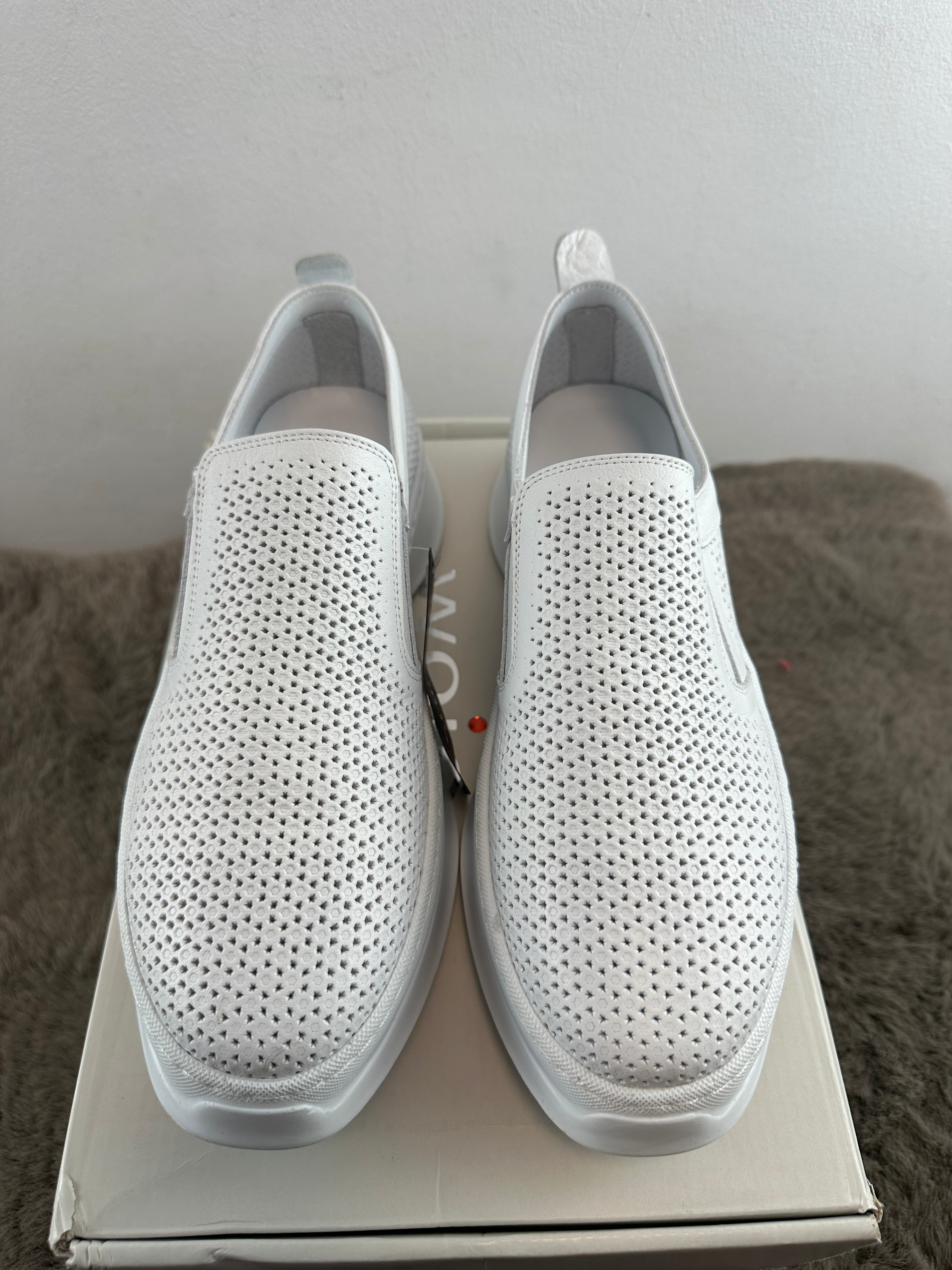 WOJAS SNEAKERS SLIP ON
