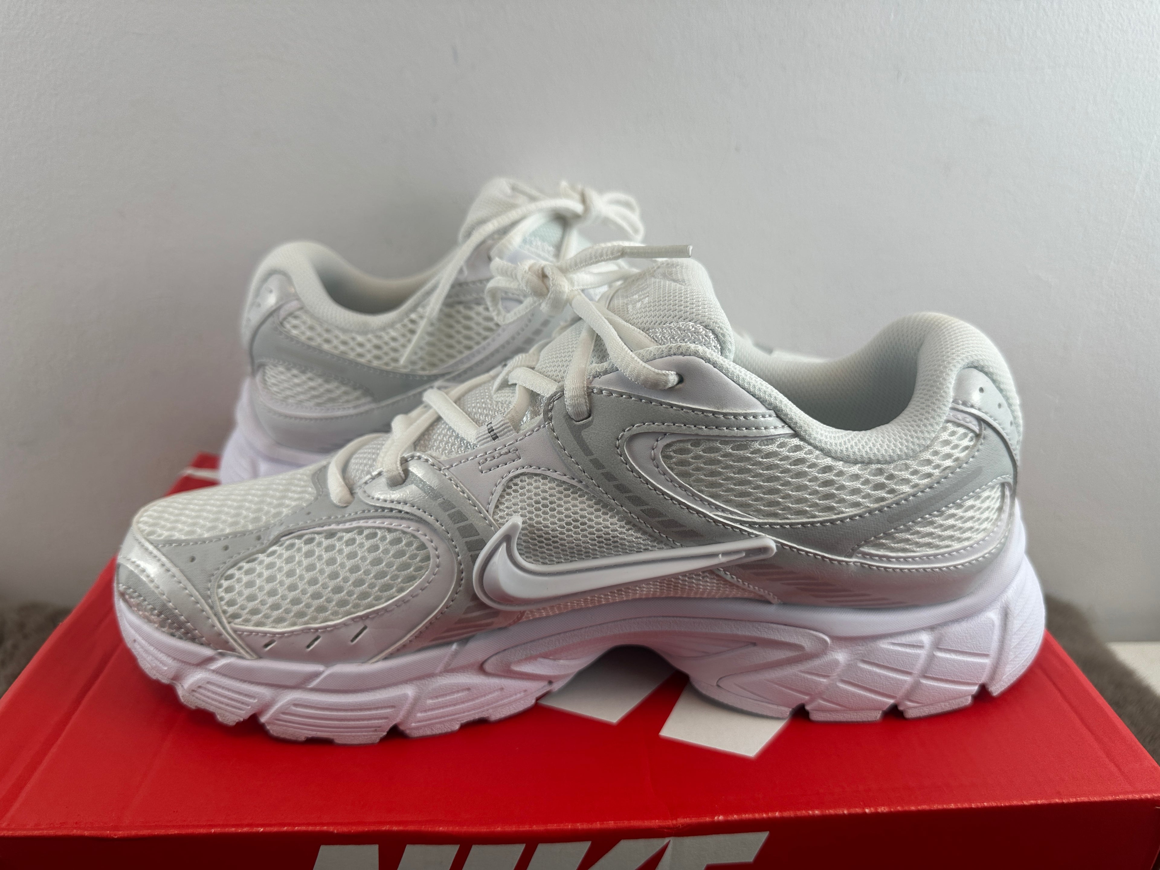 NIKE V5 RNR