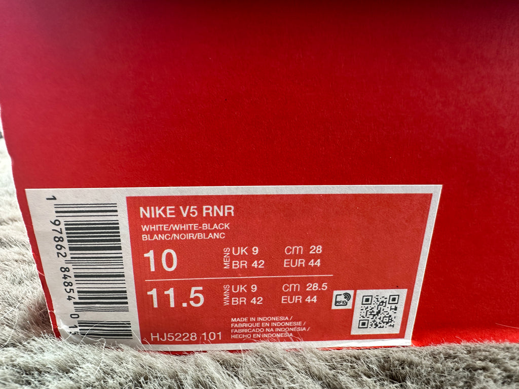 NIKE V5 RNR