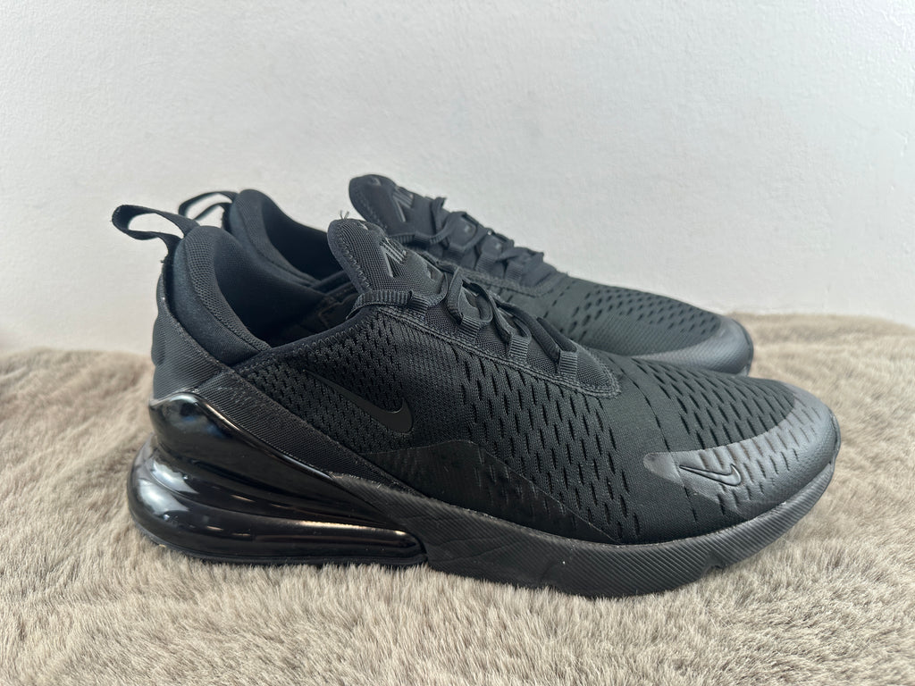 NIKE AIR MAX 270