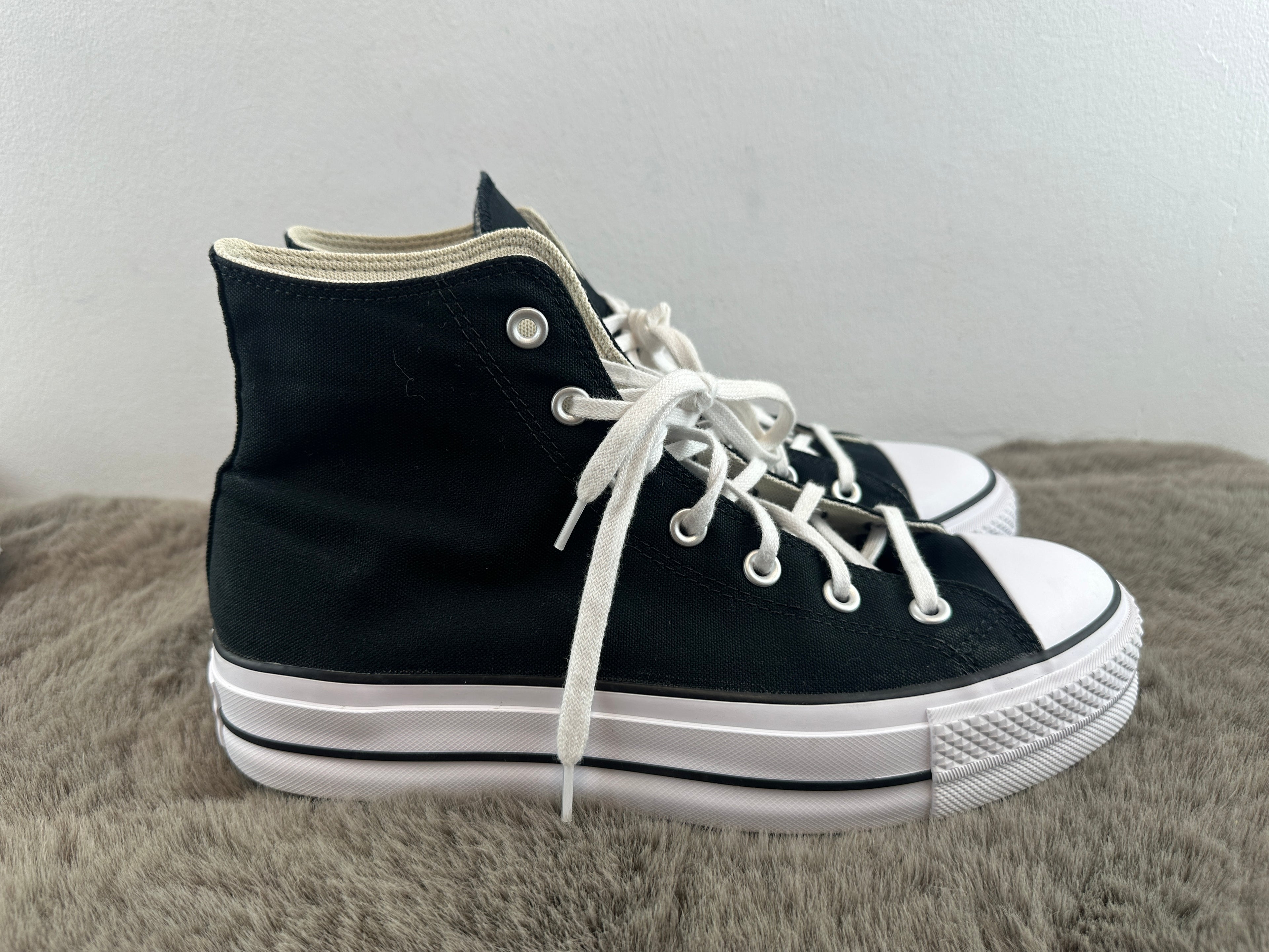 CONVERSE CHUCK TAYLOR ALL STAR PLATFORM