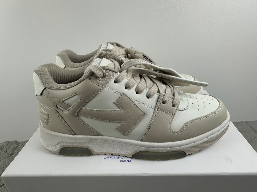 OFF-WHITE OUT OF OFFICE