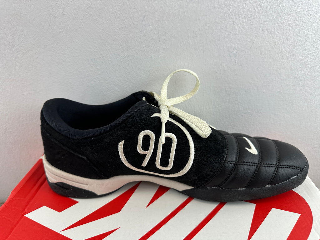 nike total 90
