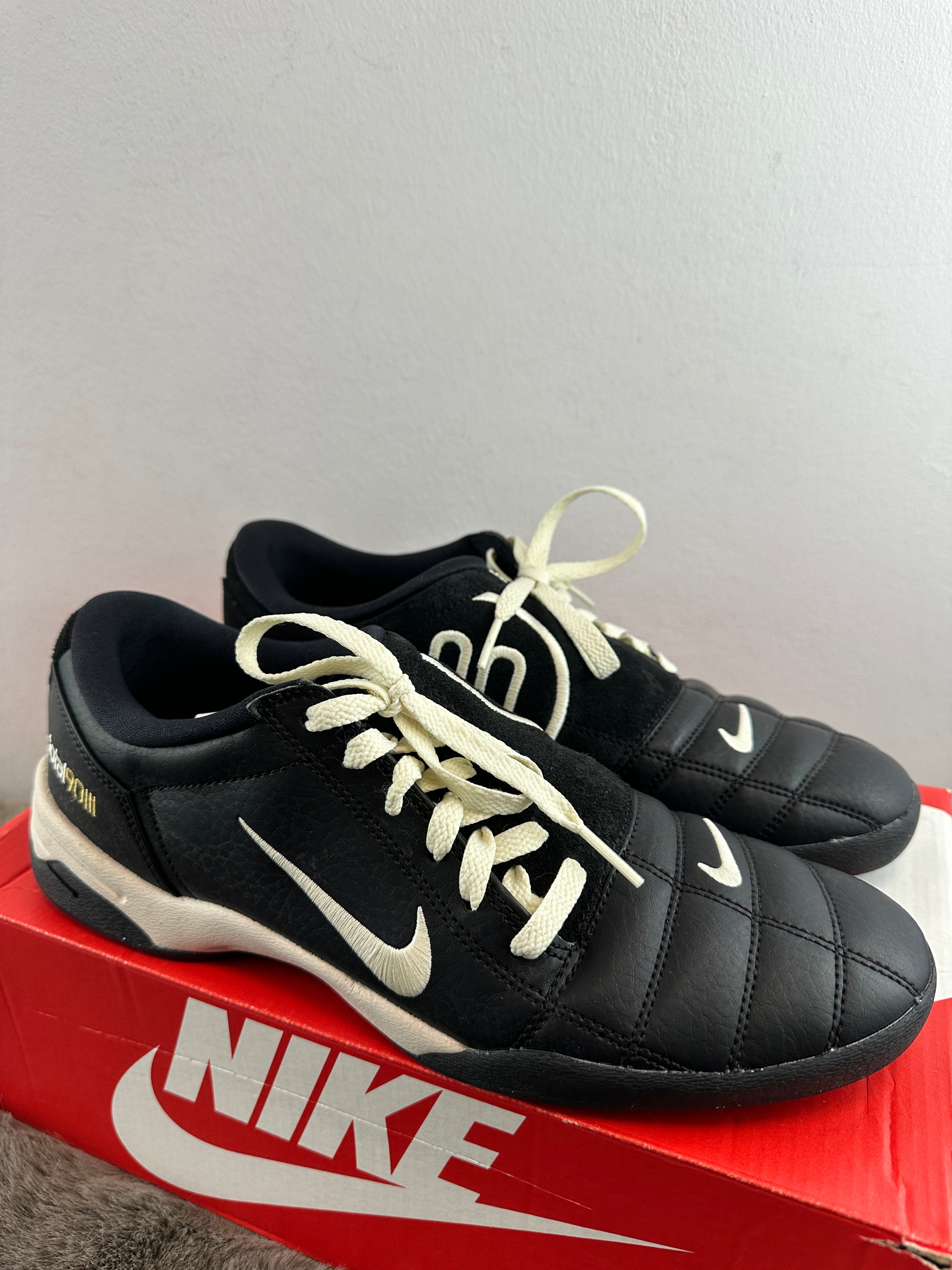 nike total 90