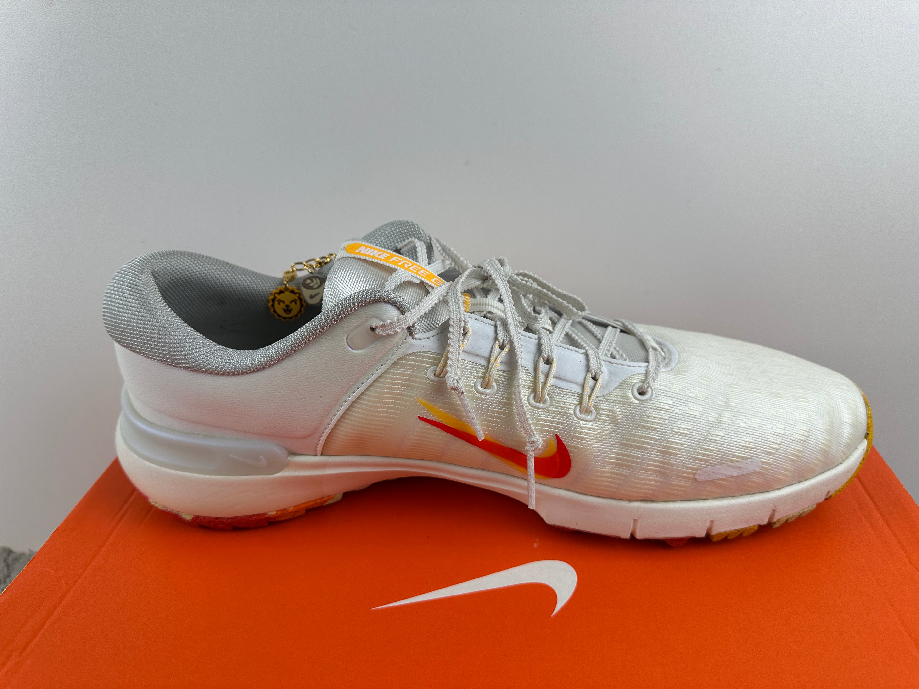 NIKE FREE GOLF NELLY KORDA GOLD CHARMS