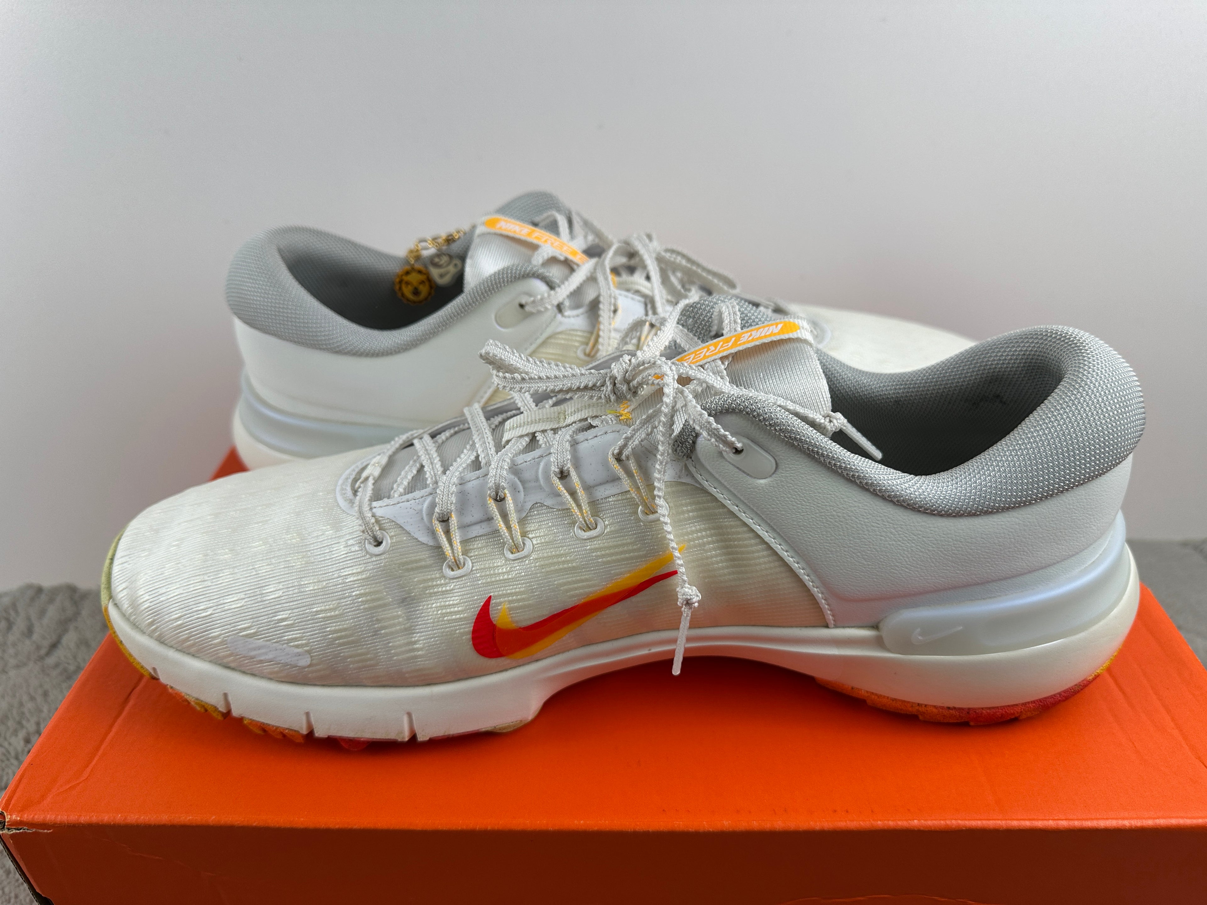 NIKE FREE GOLF NELLY KORDA GOLD CHARMS
