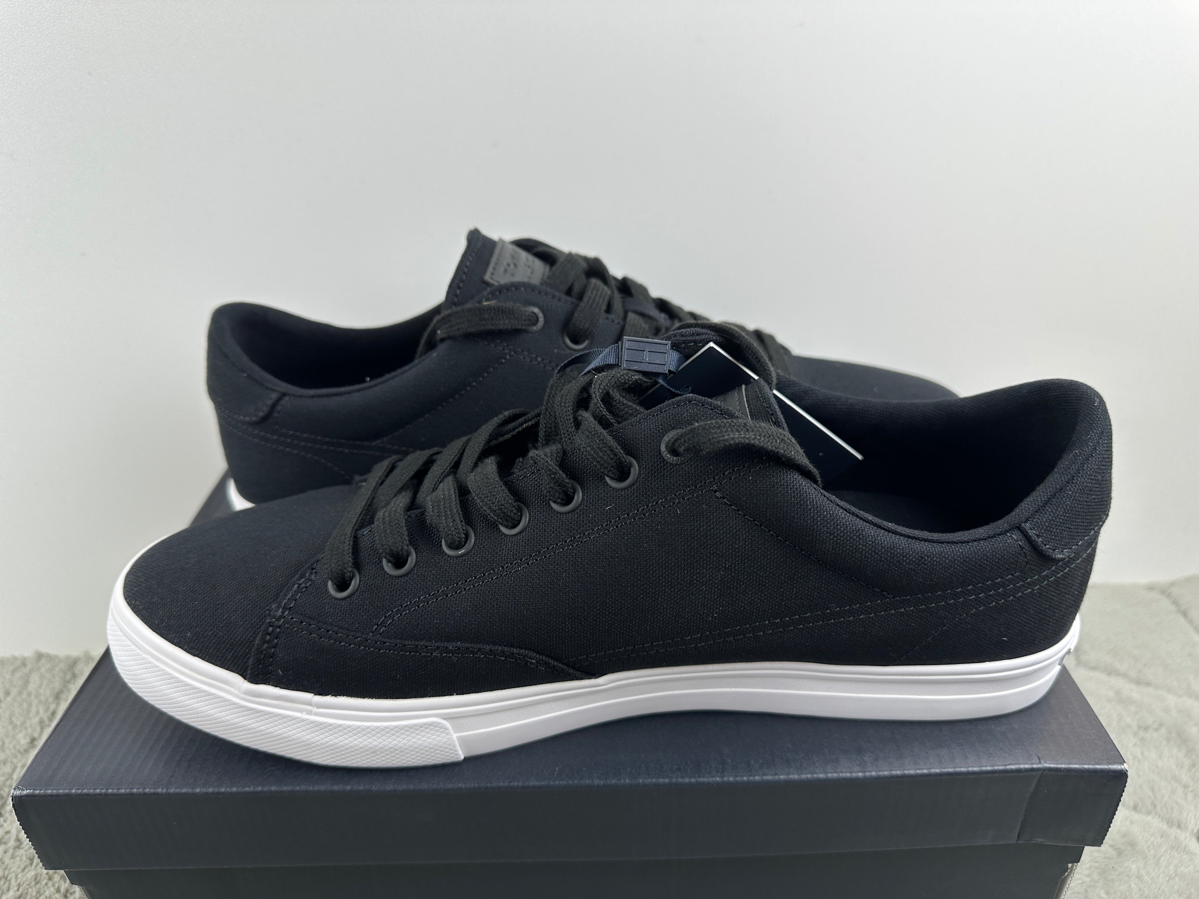 TOMMY HILFIGER VULC CORE