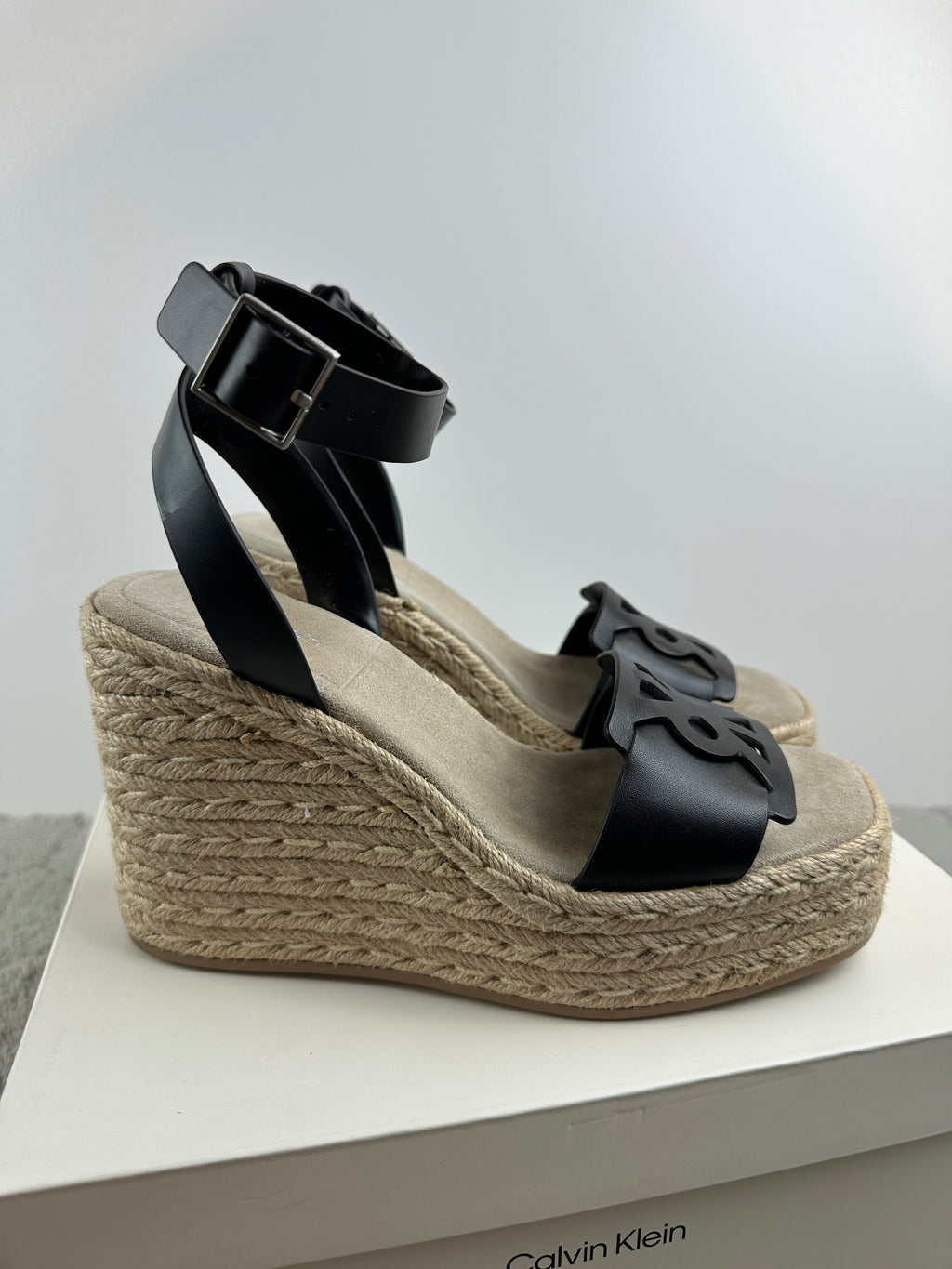 CALVIN KLEIN ESPADRILE