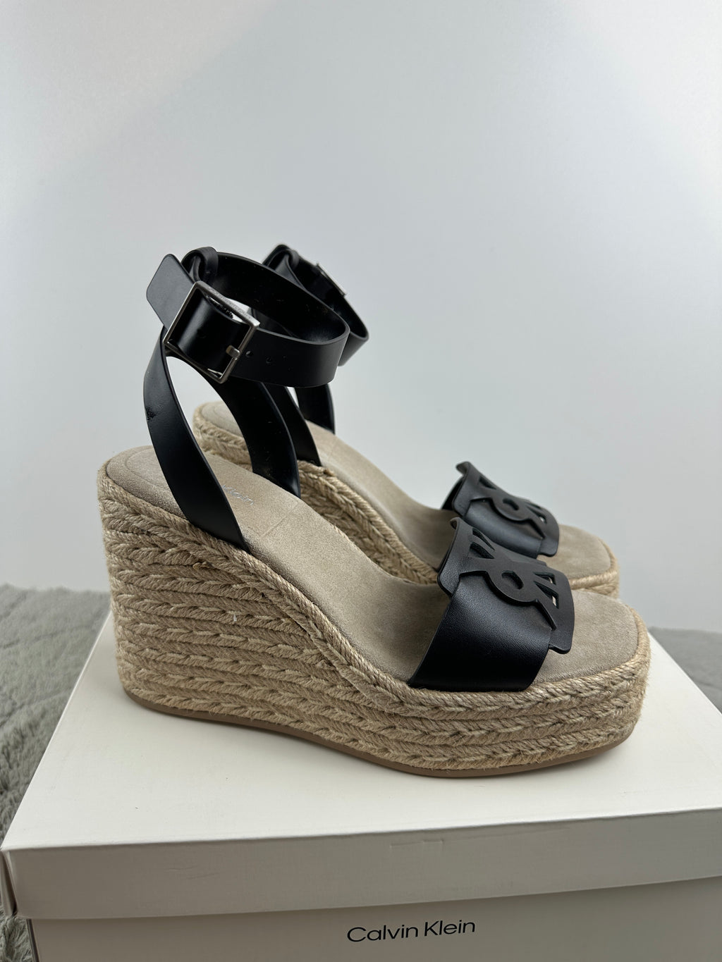 CALVIN KLEIN ESPADRILE