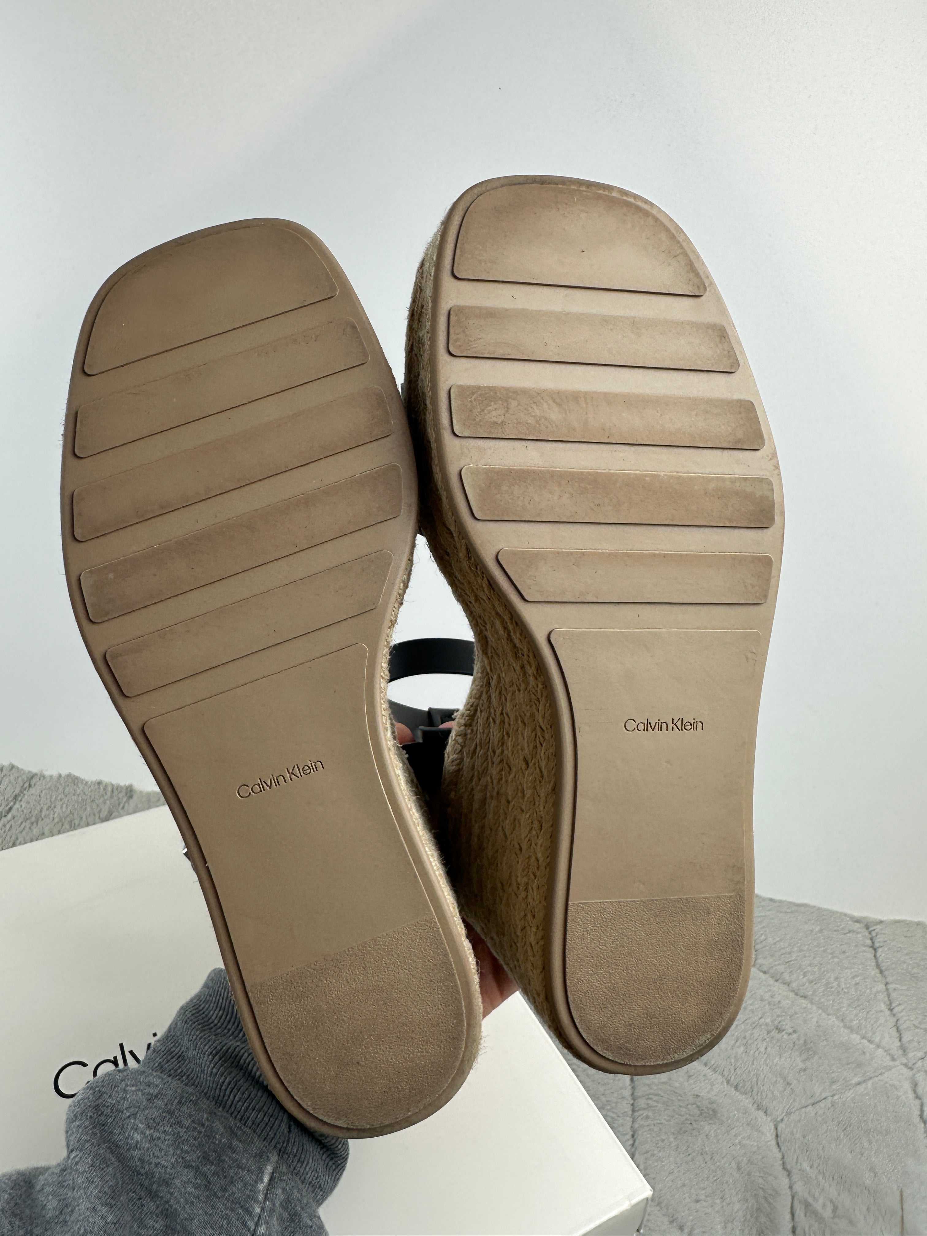 CALVIN KLEIN ESPADRILE