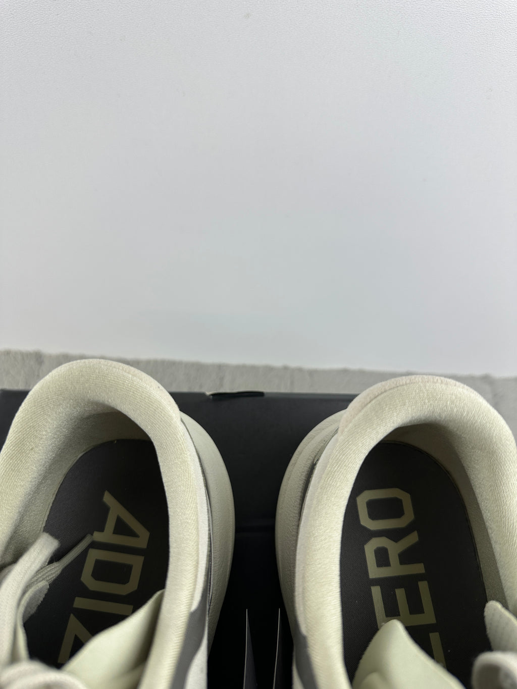 ADIDAS ADIZERO EVO SL EQT