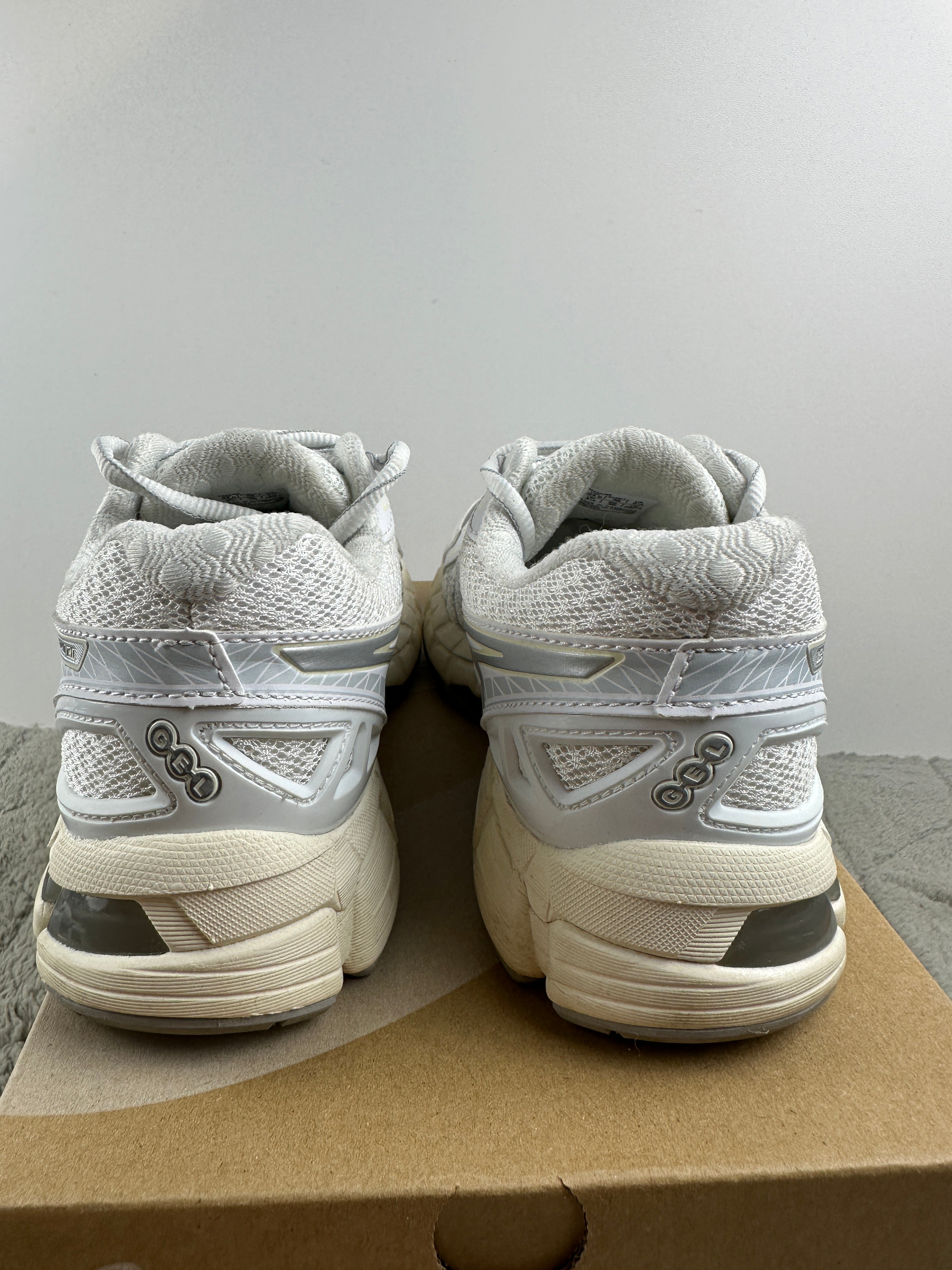 ASICS GEL-KAYANO 20