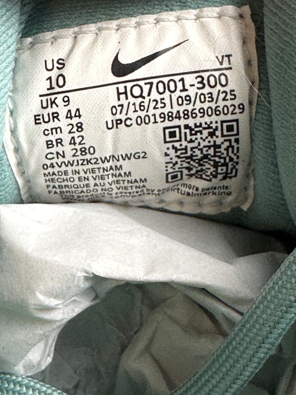 NIKE VOMERO 18 GTX