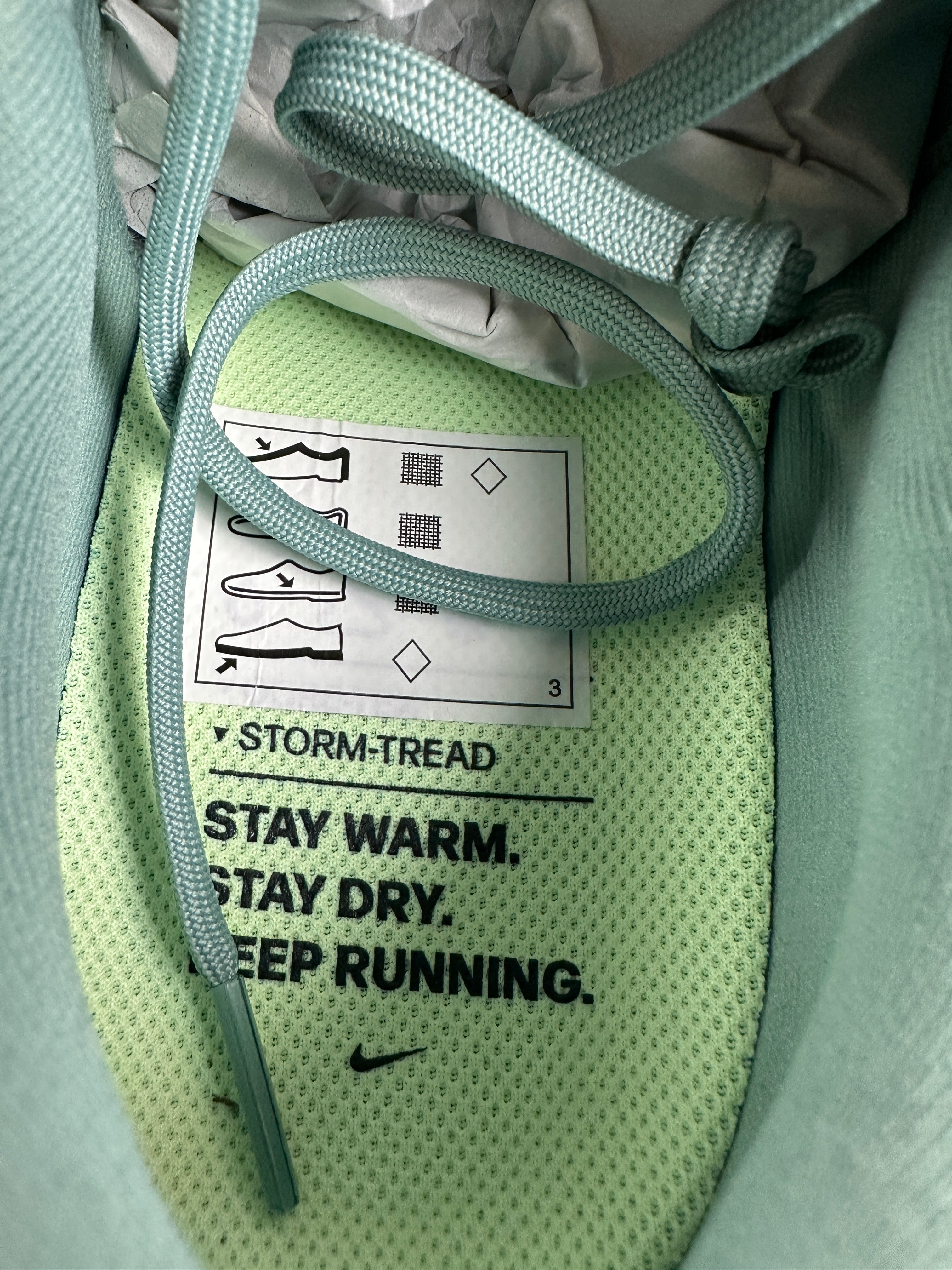 NIKE VOMERO 18 GTX