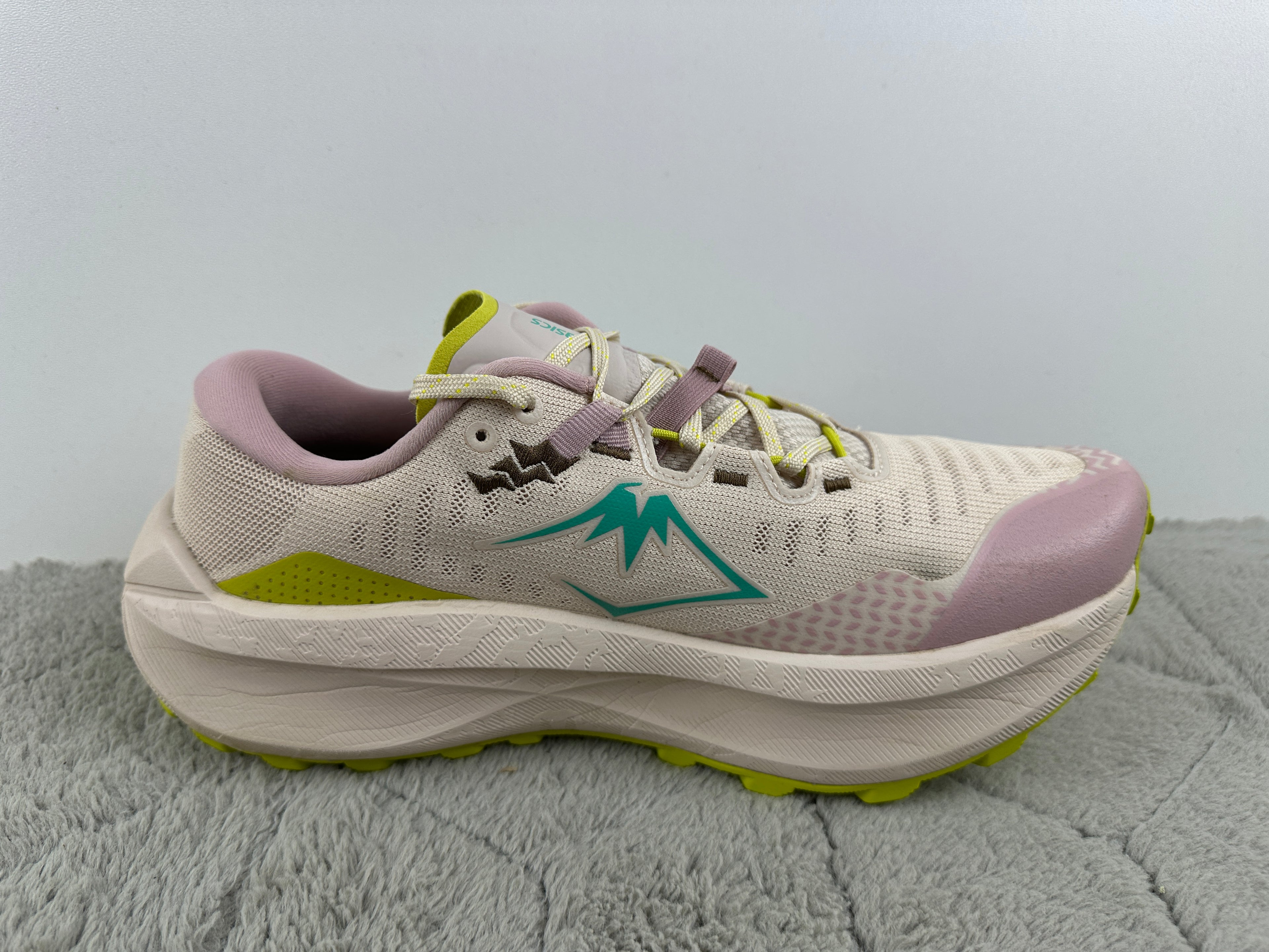 ASICS TRABUCO MAX 5