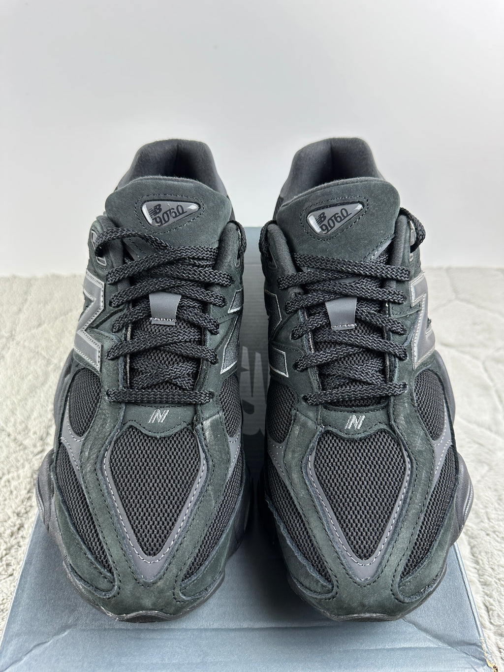NEW BALANCE 9060 BLACK
