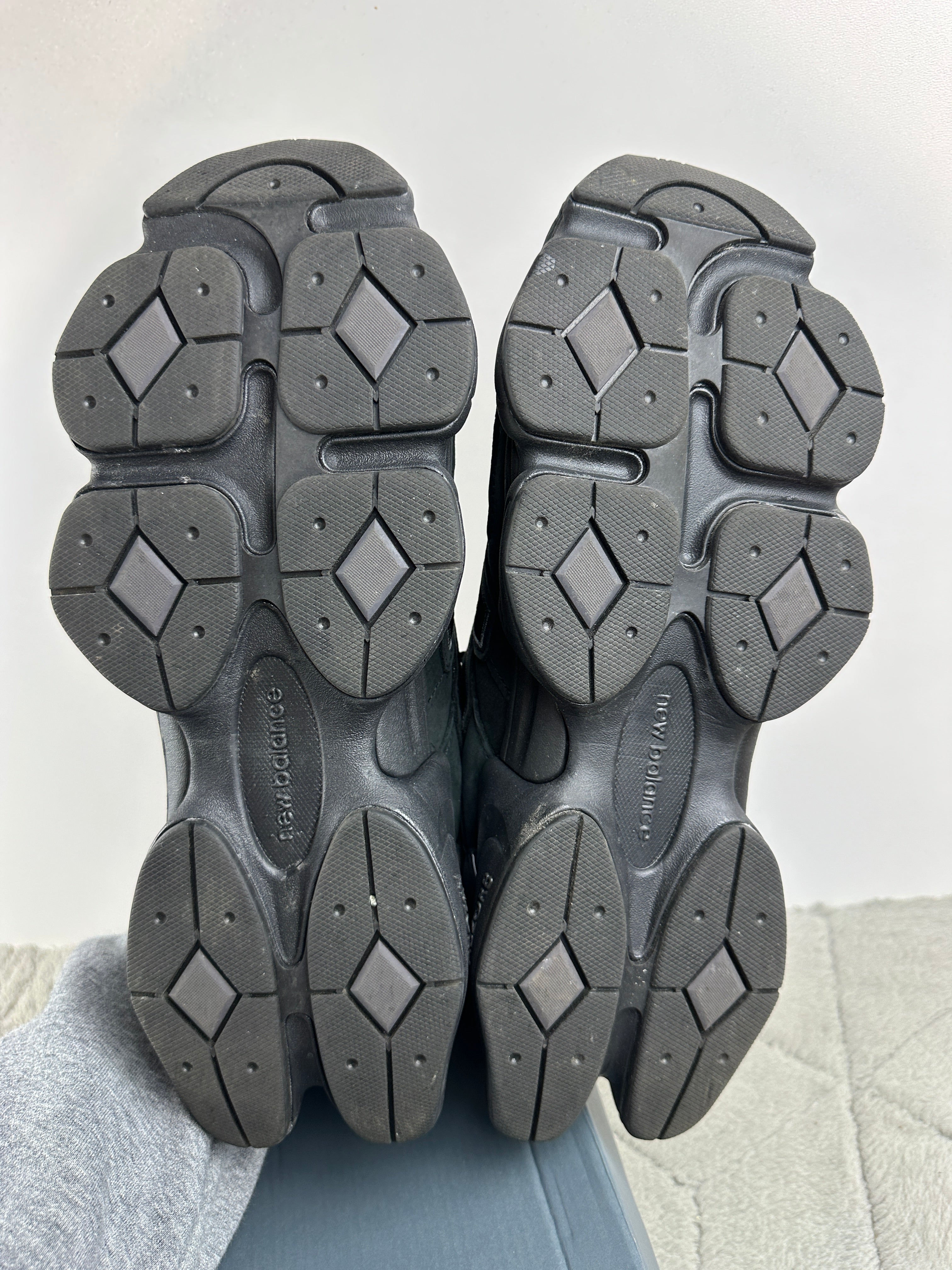 NEW BALANCE 9060 BLACK