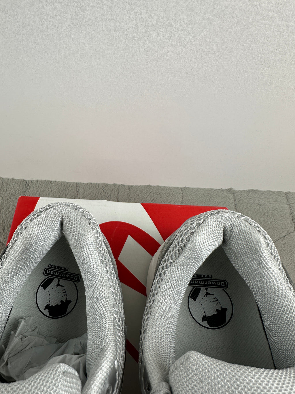 NIKE ZOOM VOMERO 5