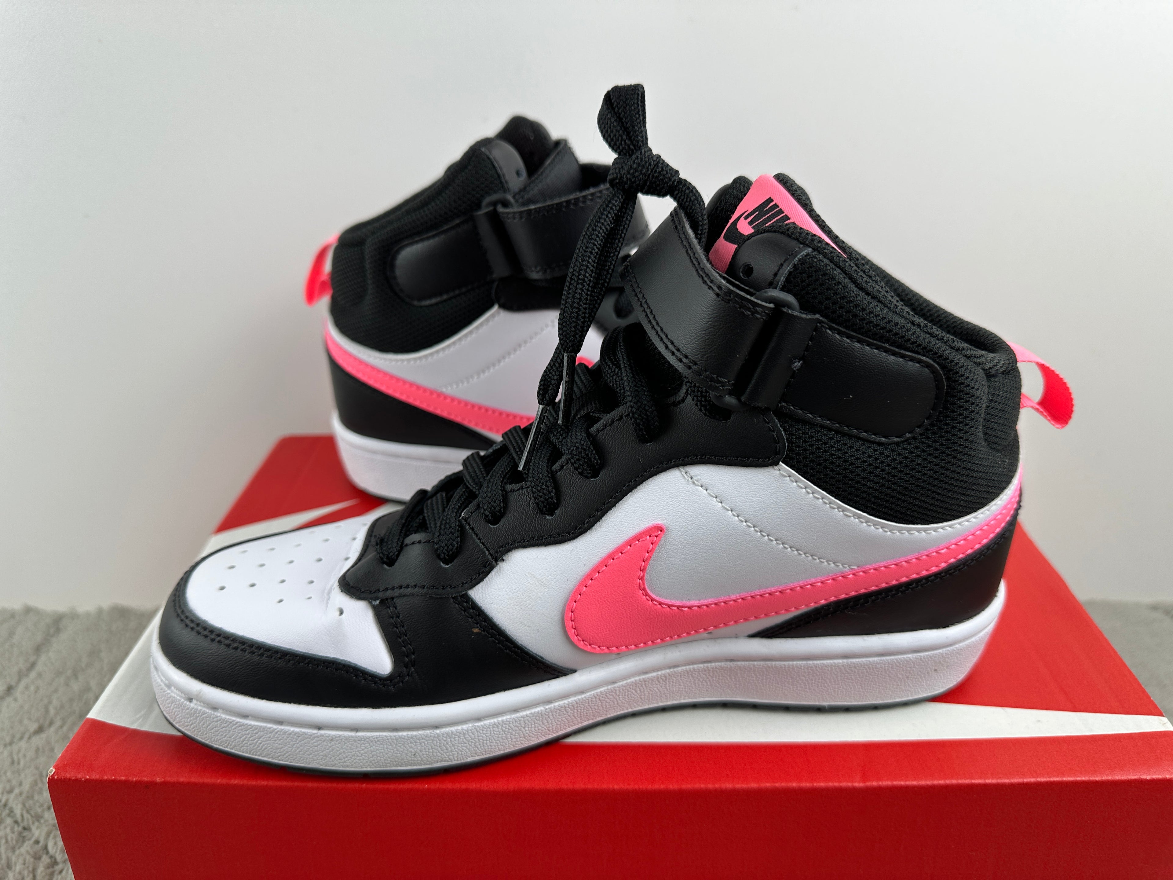 NIKE COURT BOROUGH MID 2