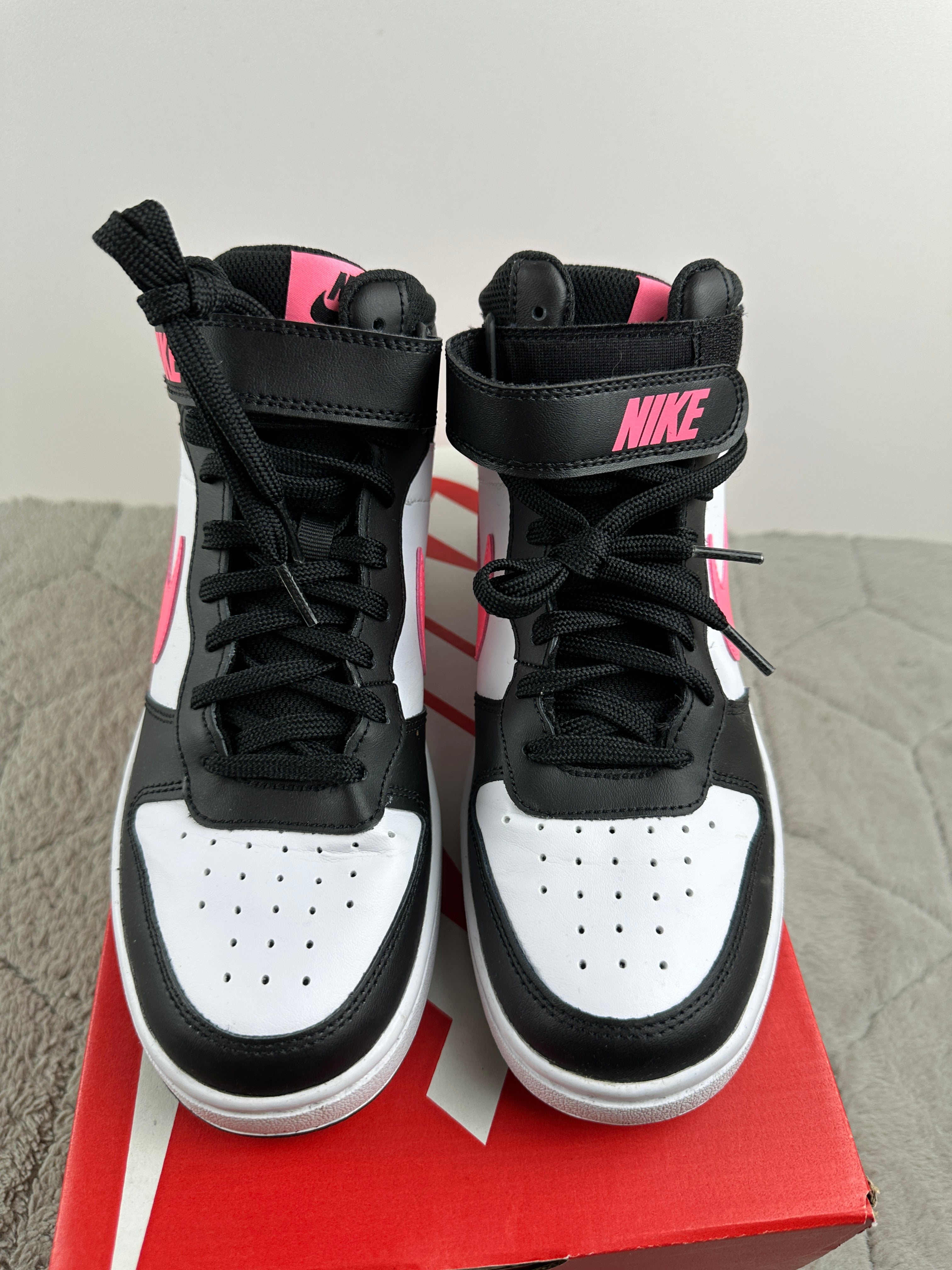 NIKE COURT BOROUGH MID 2