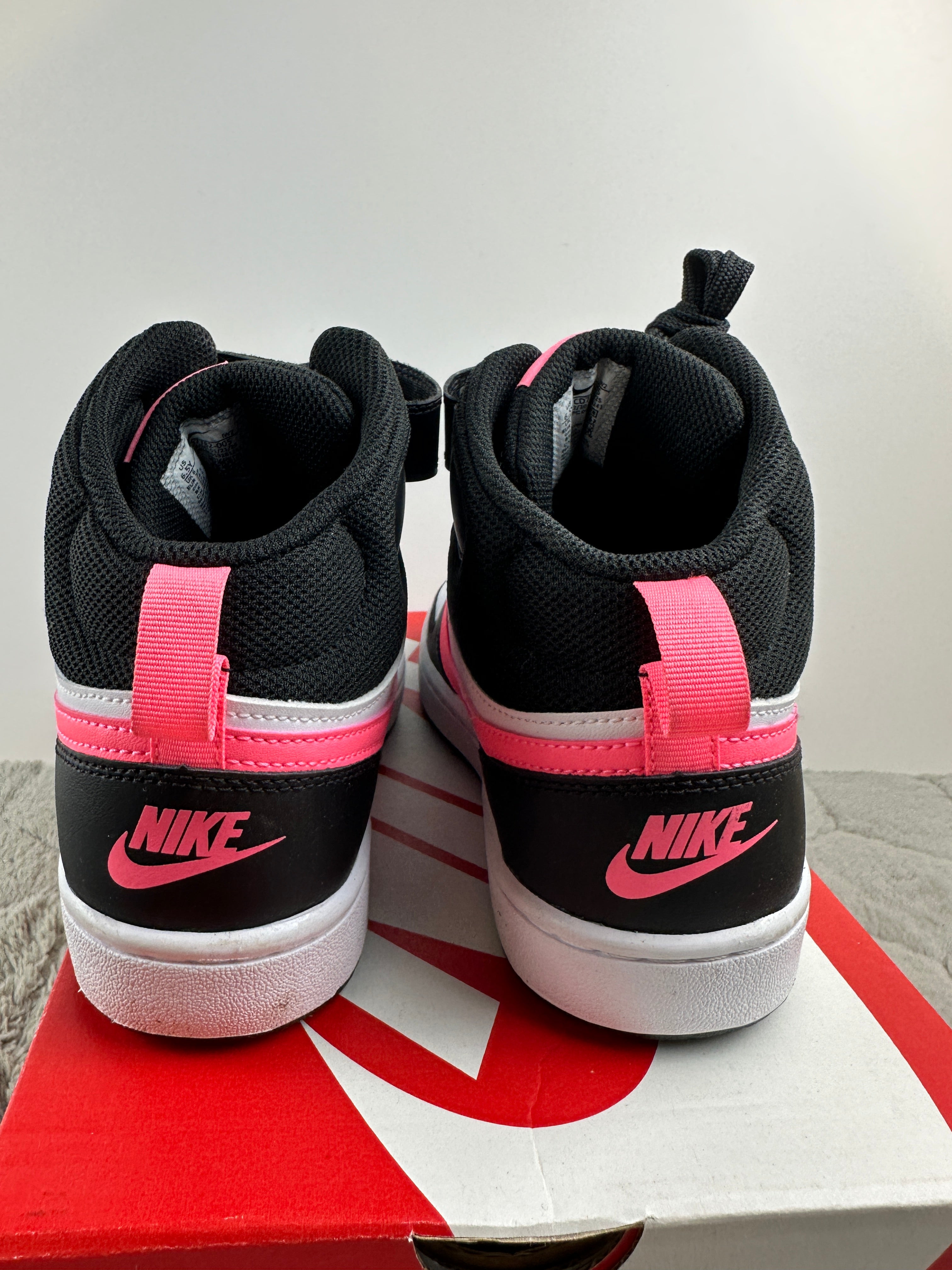 NIKE COURT BOROUGH MID 2