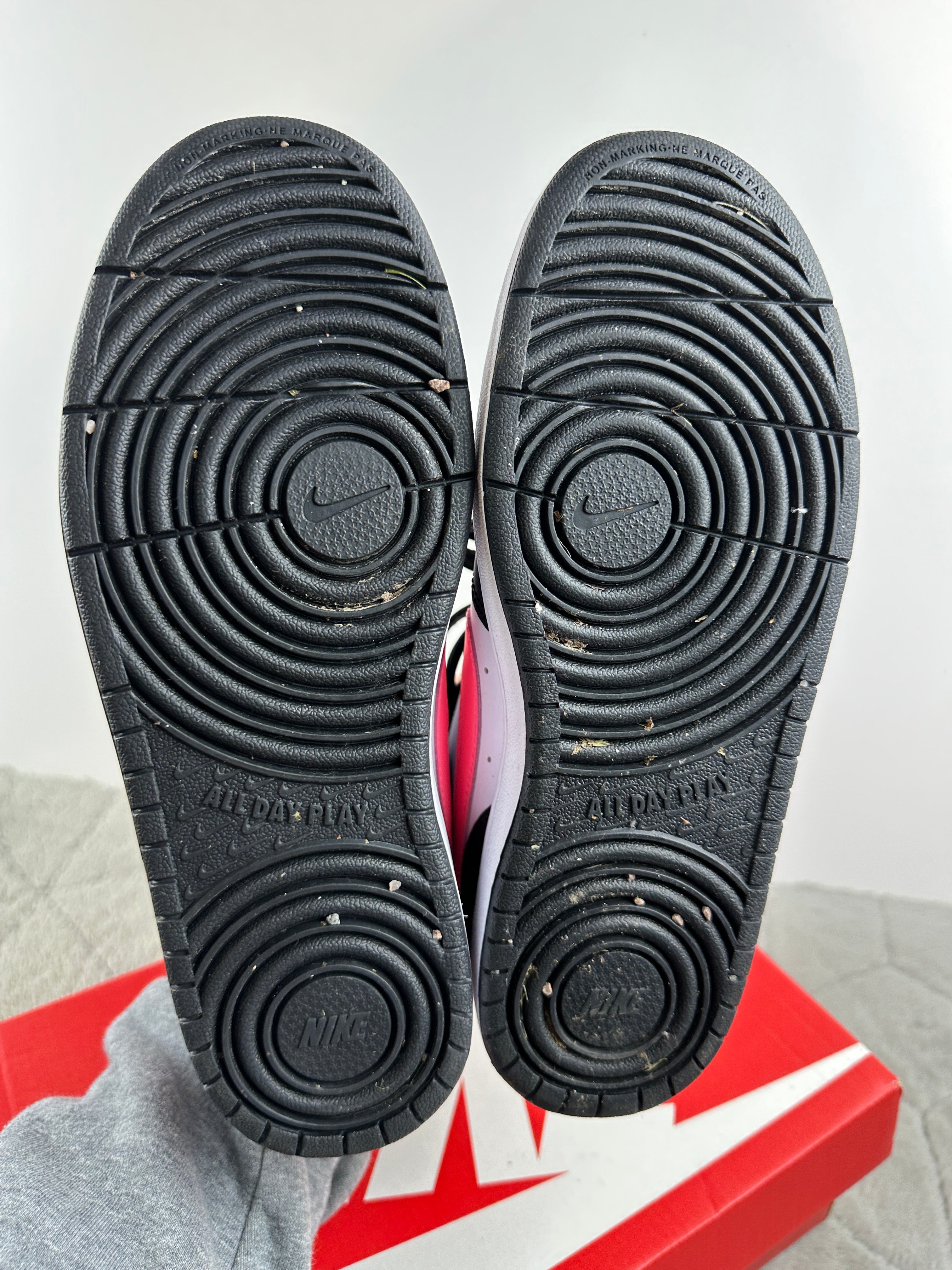 NIKE COURT BOROUGH MID 2