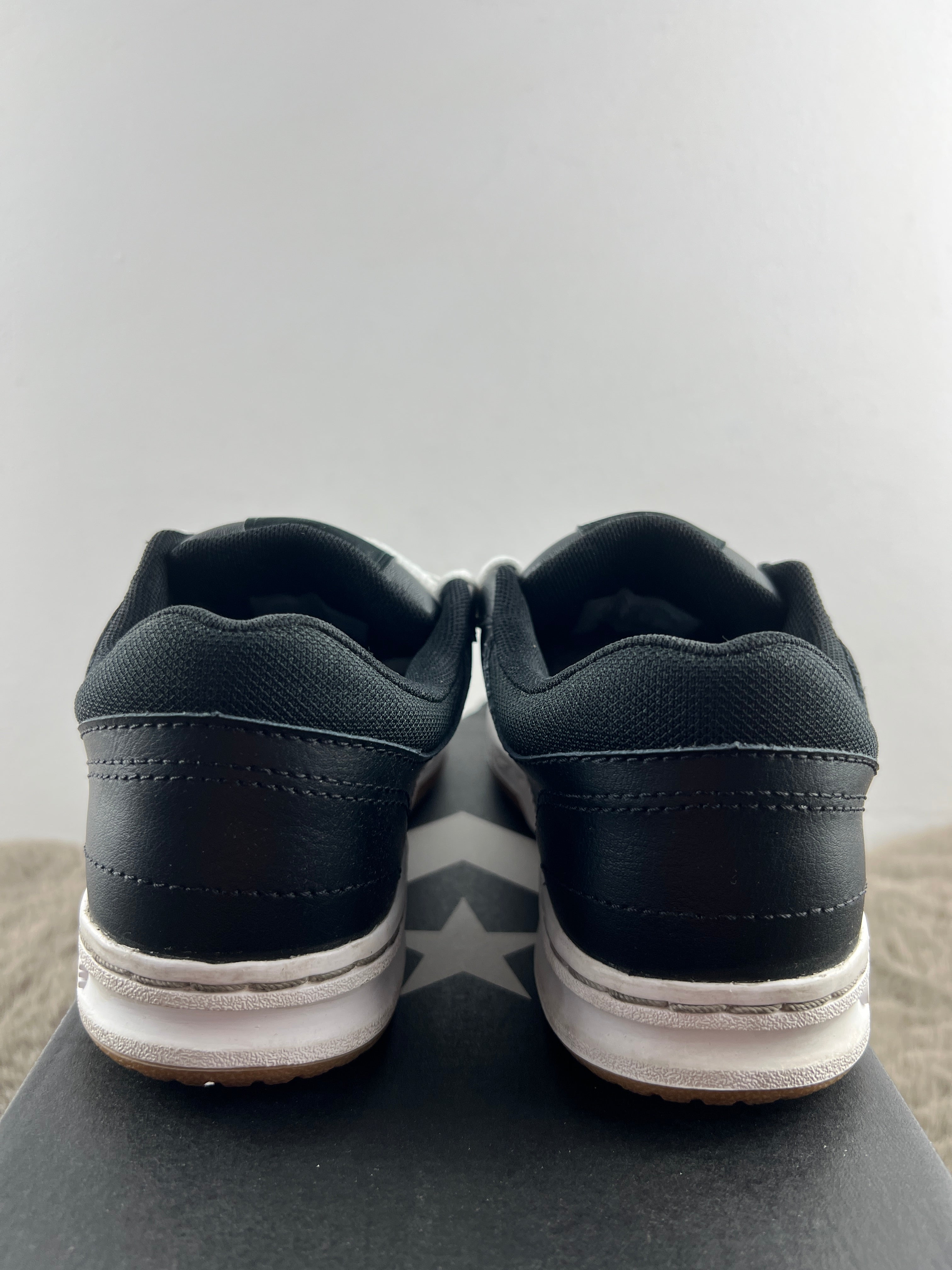 CONVERSE CL98