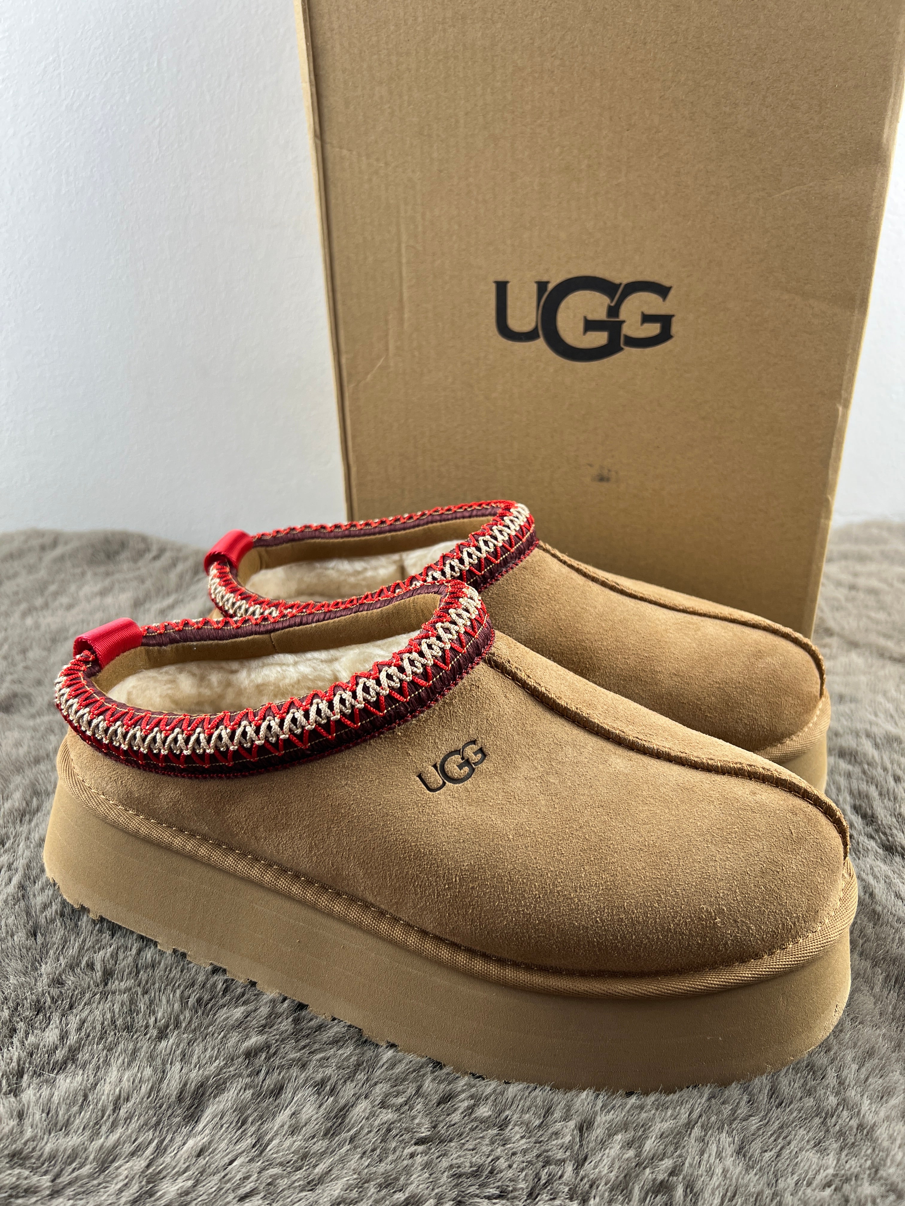 UGG TAZZ 2