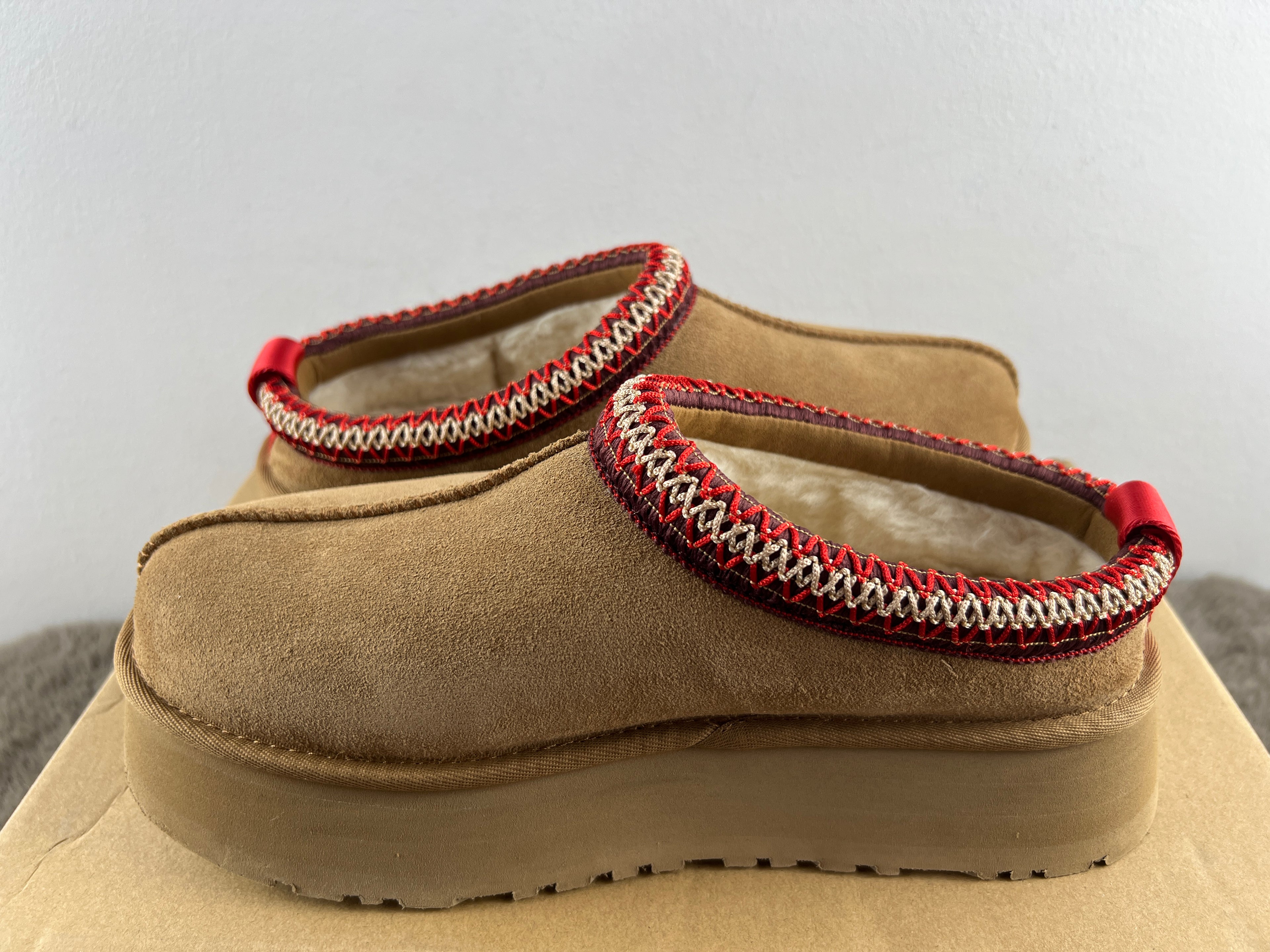 UGG TAZZ 2