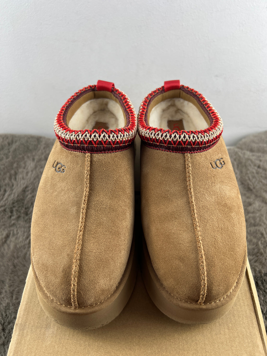 UGG TAZZ 2